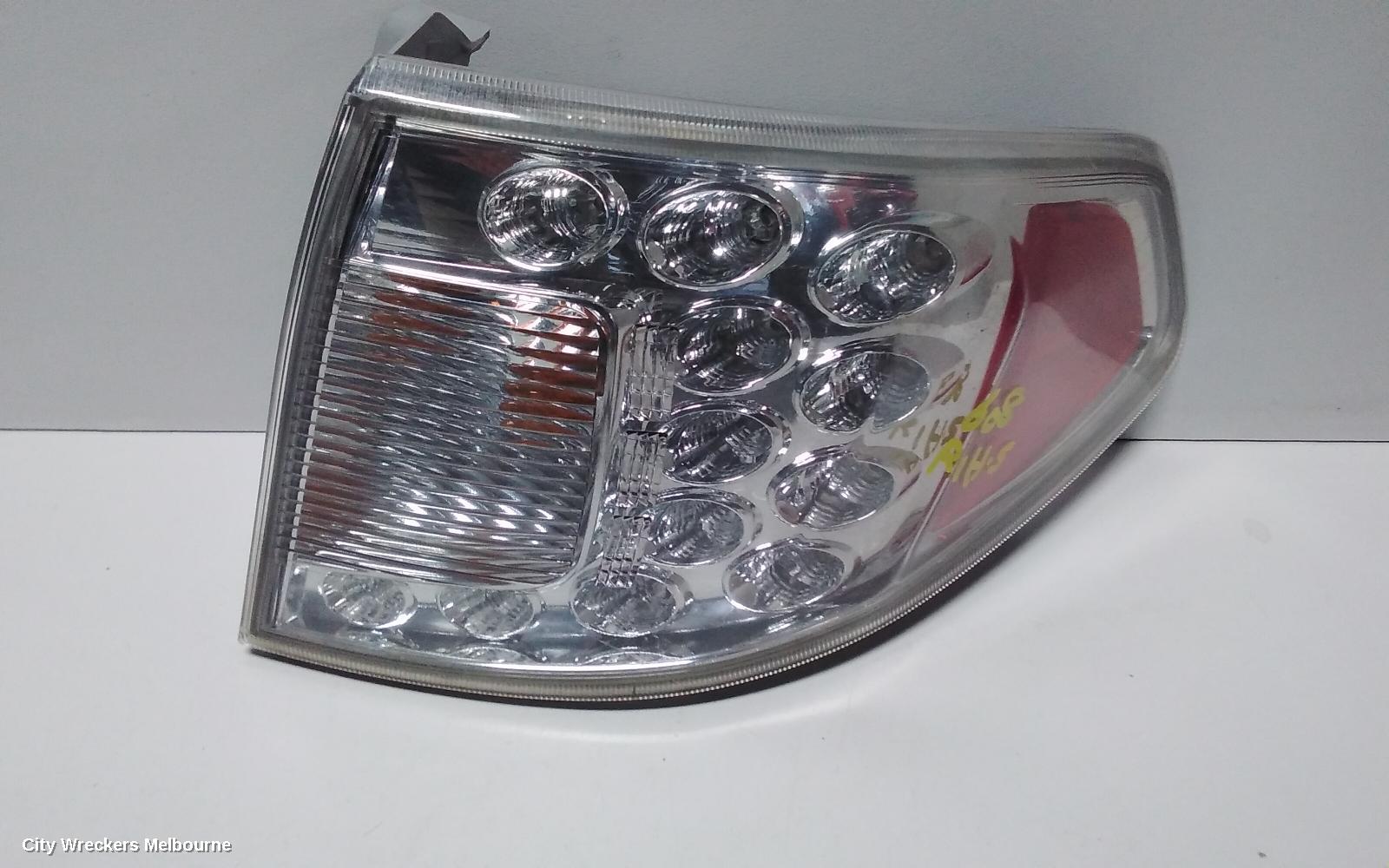 SUBARU IMPREZA RIGHT TAILLIGHT, HATCH, WRX, IN BODY, 04/2007 - 12/2013 - Image 2
