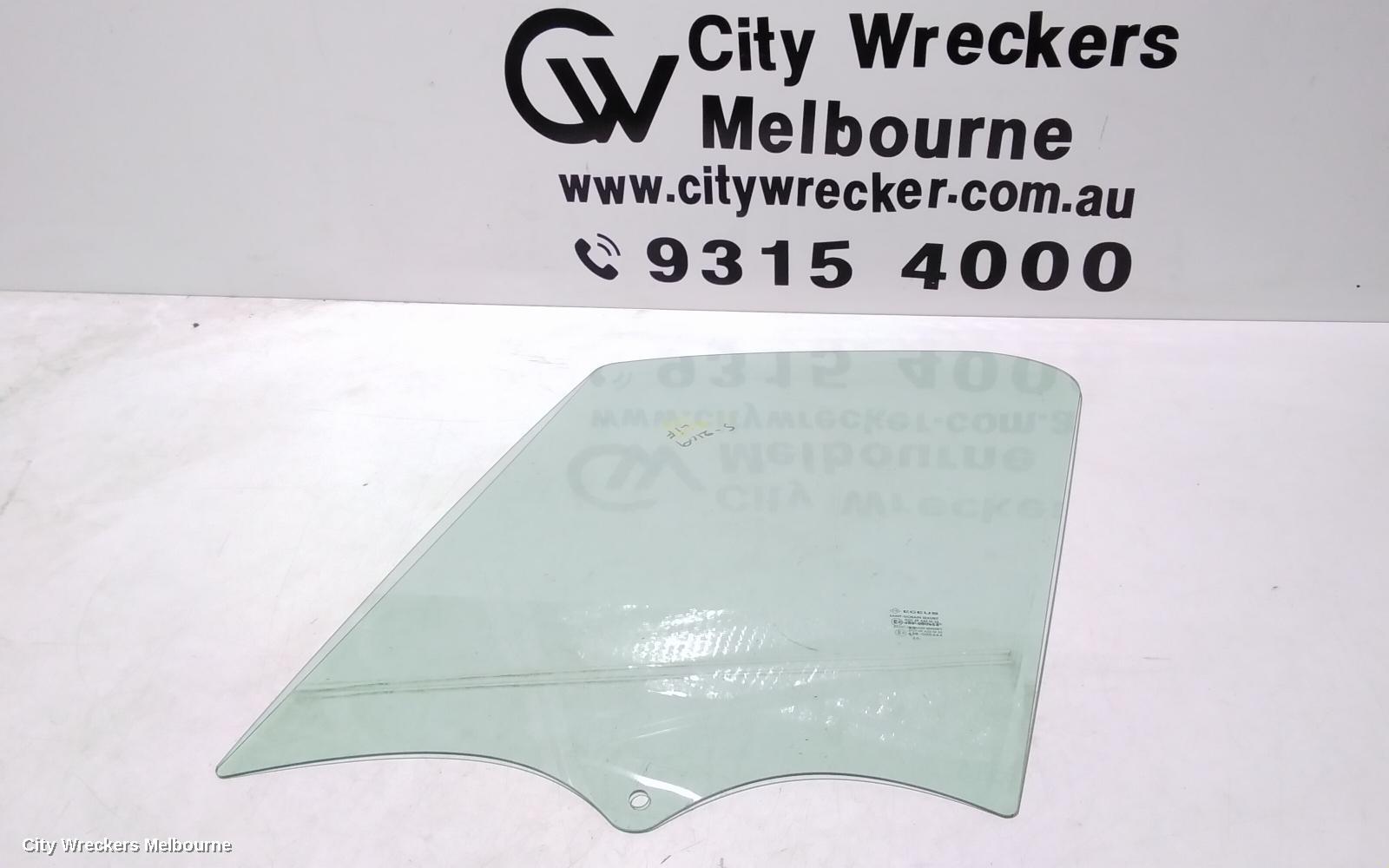MITSUBISHI EXPRESS LEFT FRONT DOOR WINDOW, SN, 03/2020 - 12/2022 - Image 1