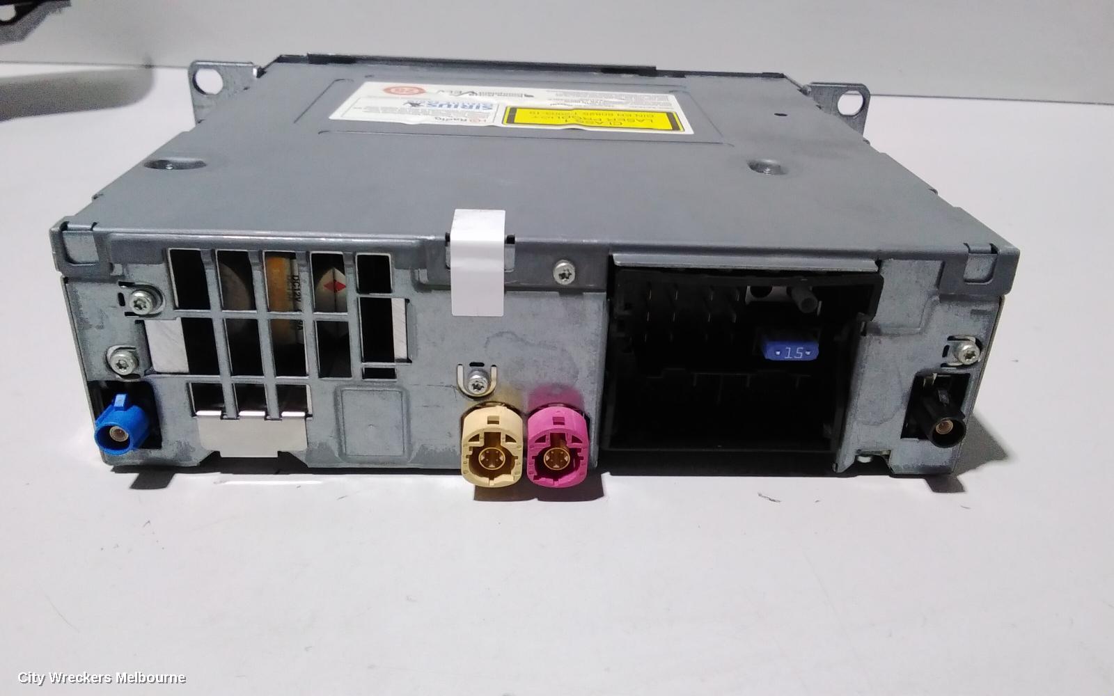 BMW 5 SERIES RADIO/CD/DVD/SAT/TV, DISPLAY UNIT, 7IN BUSINESS, F10/F11, 05/2010 - 09/2012 - Image 3