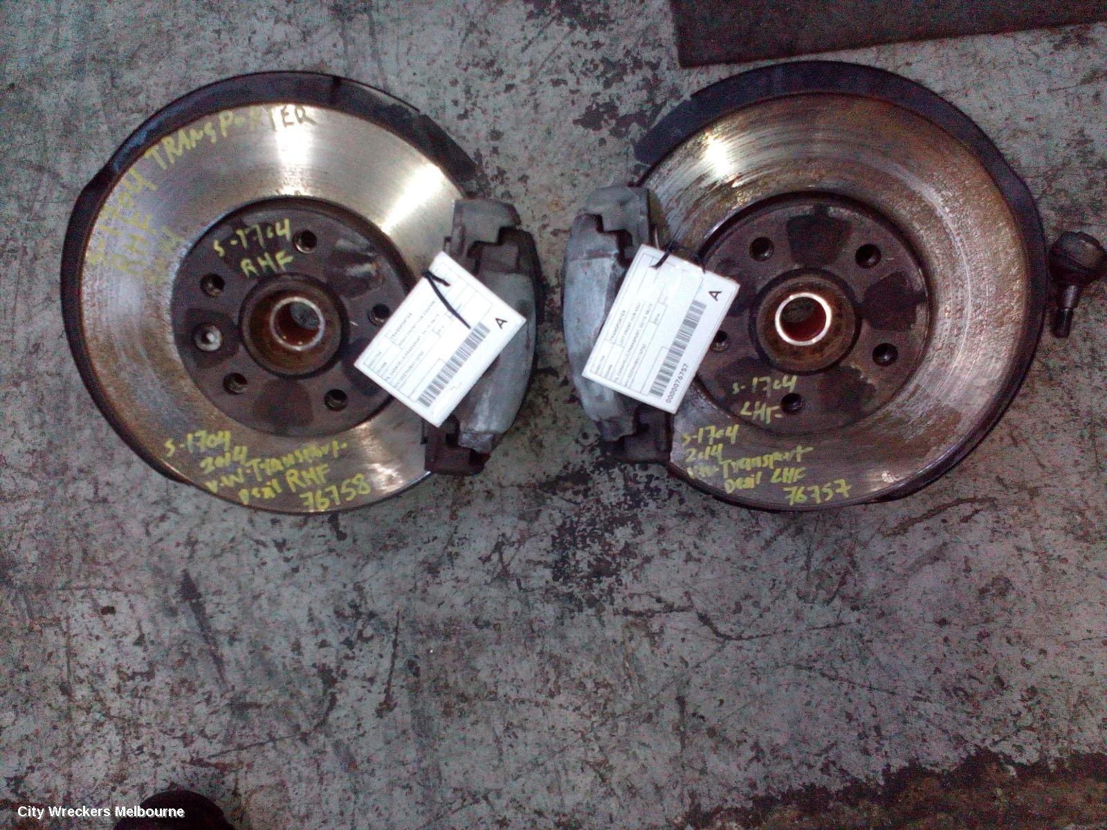 VOLKSWAGEN TRANSPORTER RIGHT FRONT HUB ASSEMBLY, T5, CARAVELLE/TRANSPORT/MULTIVAN, 03/2010 - 06/2015 - Image 2