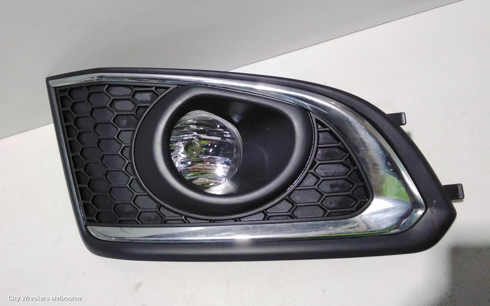 HOLDEN CAPTIVA RIGHT INDICATOR/FOG/SIDE, BUMPER FOGLAMP CHROME SURROUND, CG, 09/2006 - 09/2015 - Image 2