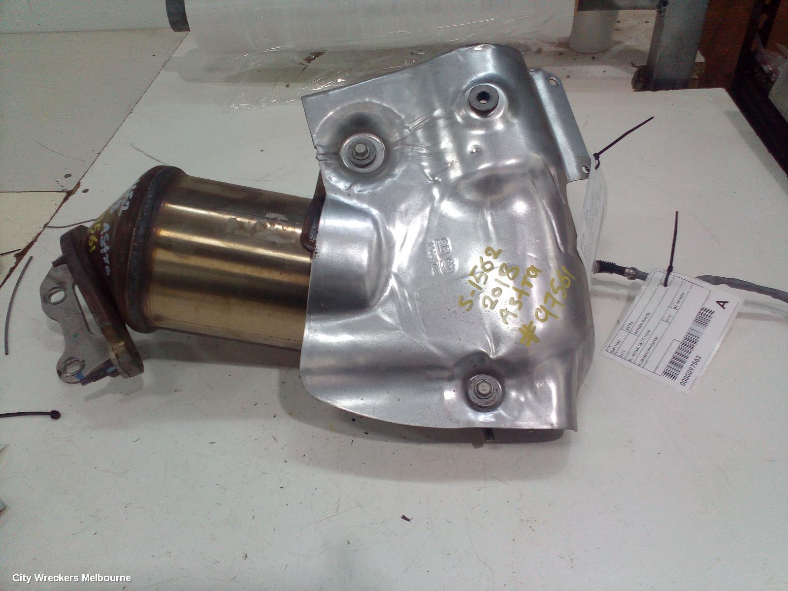 HOLDEN ASTRA CATALYTIC CONVERTER, MANIFOLD, 1.4, PETROL, BK-BL, 09/2016 - 12/2020 - Image 2