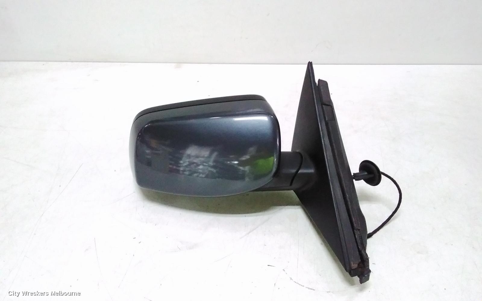 BMW 5 SERIES RIGHT DOOR MIRROR, E60, NON AUTO DIP, W/ LIGHT PACK, NON MEMORY TYPE, 03/2007 - 04/2010 - Image 1