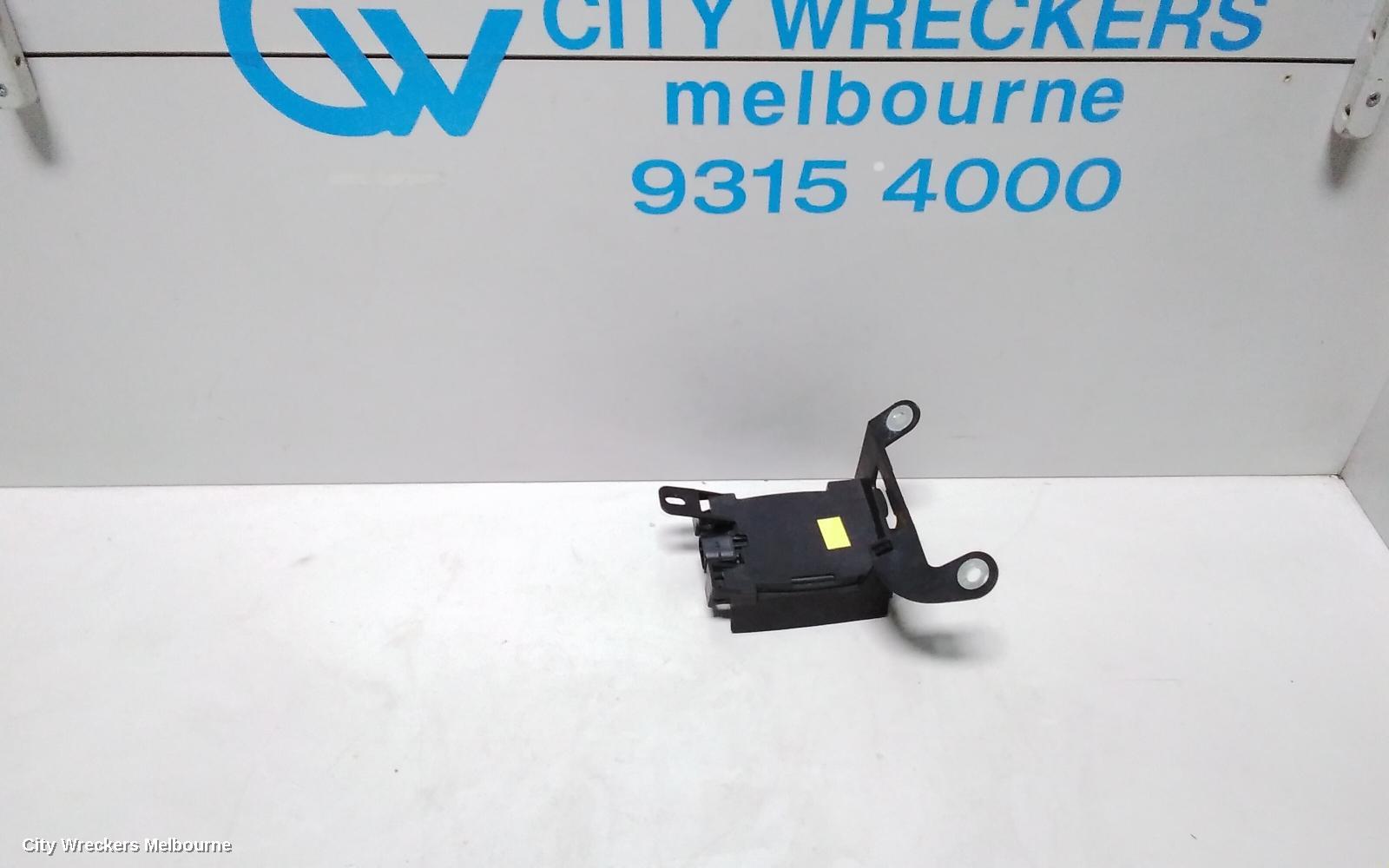VOLKSWAGEN GOLF ECU, PARK ASSIST MODULE, (OPTION 7X5), GEN 7, 11/2012 - 08/2020 - Image 1