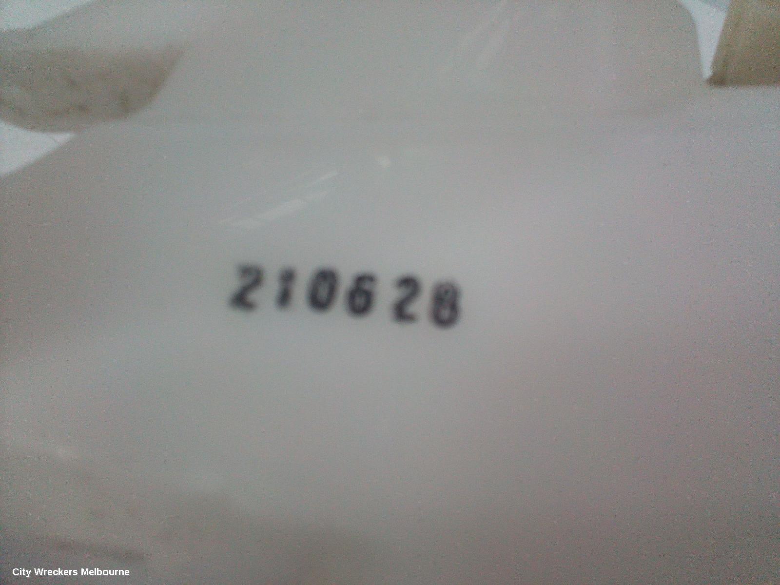 HONDA HRV WASHER BOTTLE, RU, 12/2014 - 10/2021 - Image 2