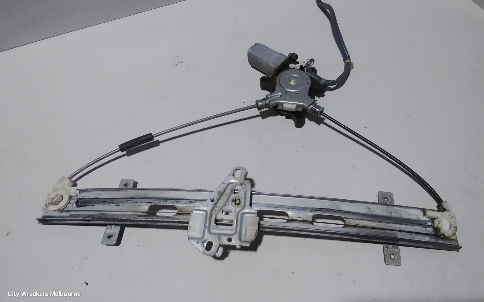 HONDA CIVIC RIGHT FRONT WINDOW REG/MOTOR, 7TH GEN, POWER, SEDAN, 11/2000 - 12/2005 - Image 3