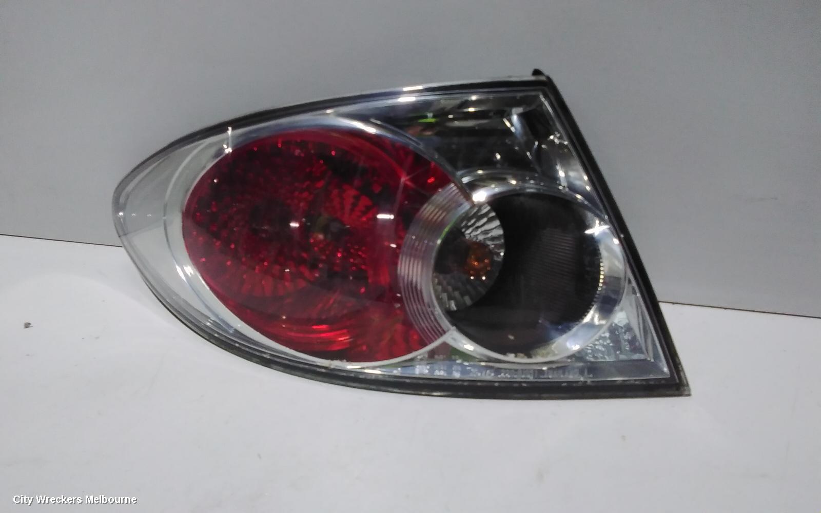 MAZDA 6 LEFT TAILLIGHT, GG/GY, SEDAN/HATCH, LENS# 220-61971, 09/2002 - 08/2005 - Image 2