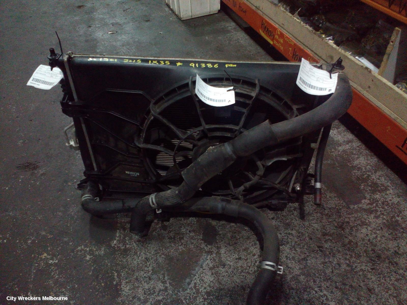 HYUNDAI IX35 FAN, RAD FAN, PETROL (VIN KMHJ...), LM SERIES, 11/2009 - 01/2016 - Image 1