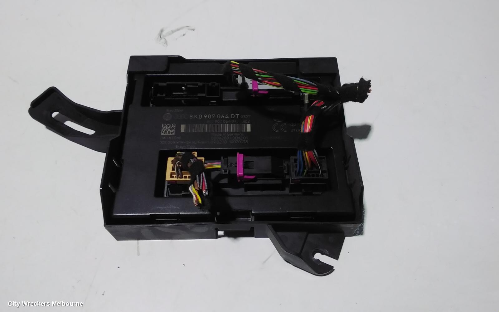 AUDI Q5 ECU, ENGINE ECU, 2.0, PETROL, CDNC CODE, ECU ONLY, 8R, 03/2009 - 10/2012 - Image 1