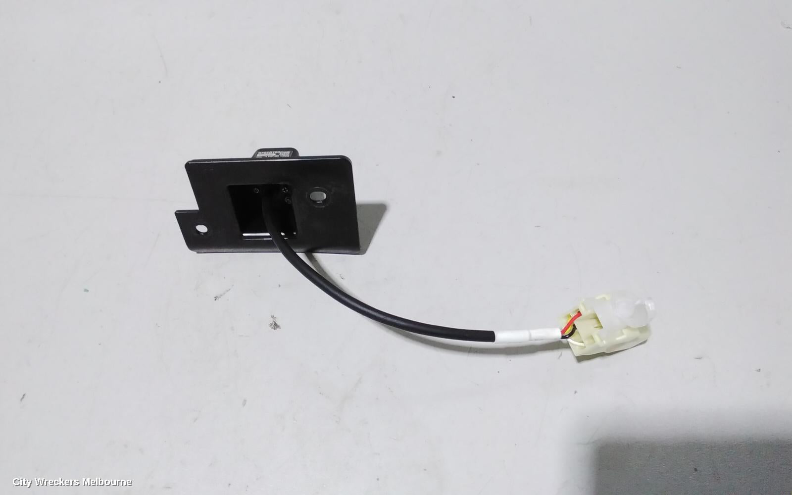 MITSUBISHI OUTLANDER REVERSE CAMERA, REVERSE CAMERA, ZK, 04/2015 ONWARDS - Image 3