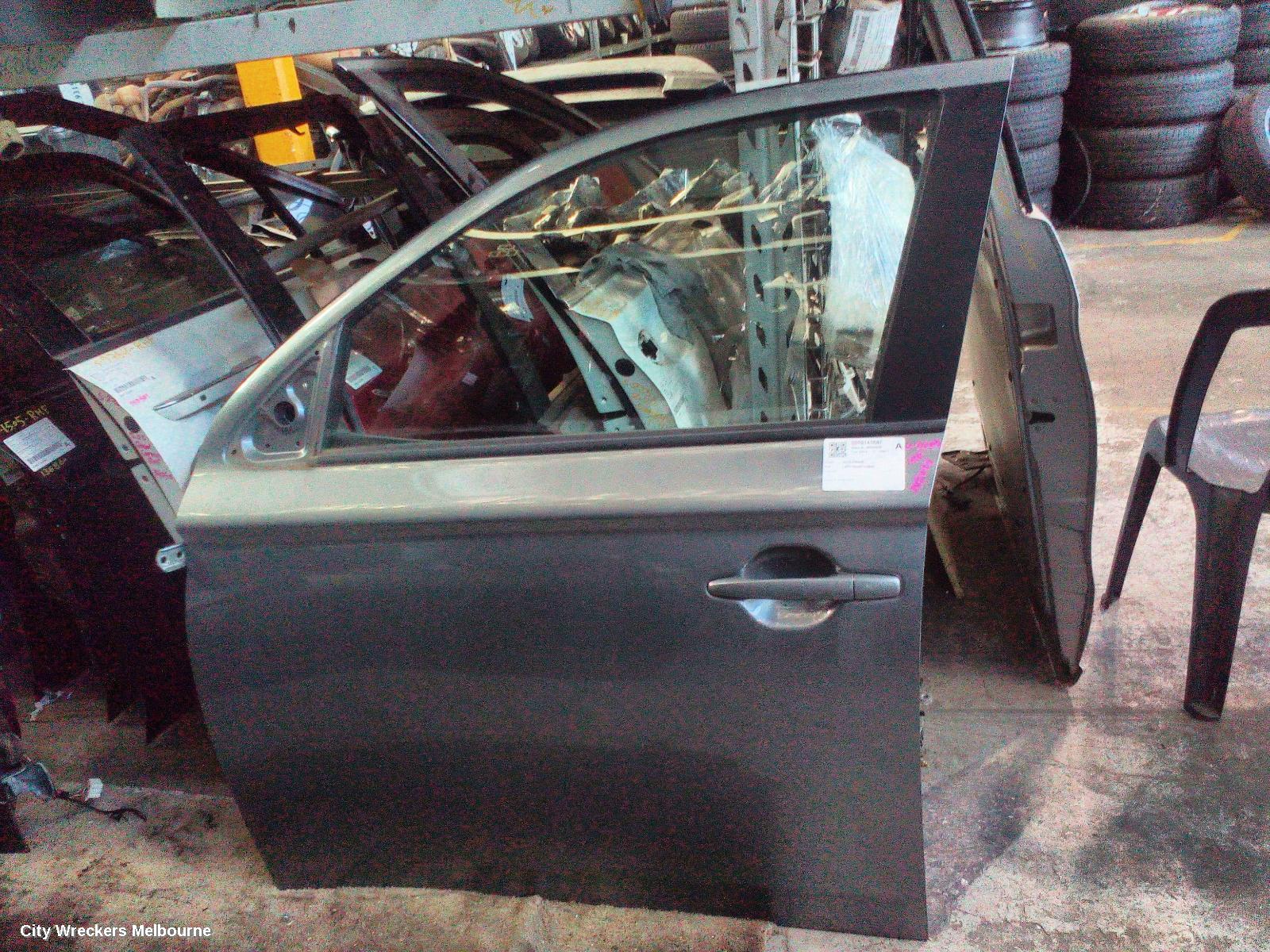 MITSUBISHI OUTLANDER LEFT FRONT DOOR, ZJ, 10/2012 - 03/2015 - Image 1