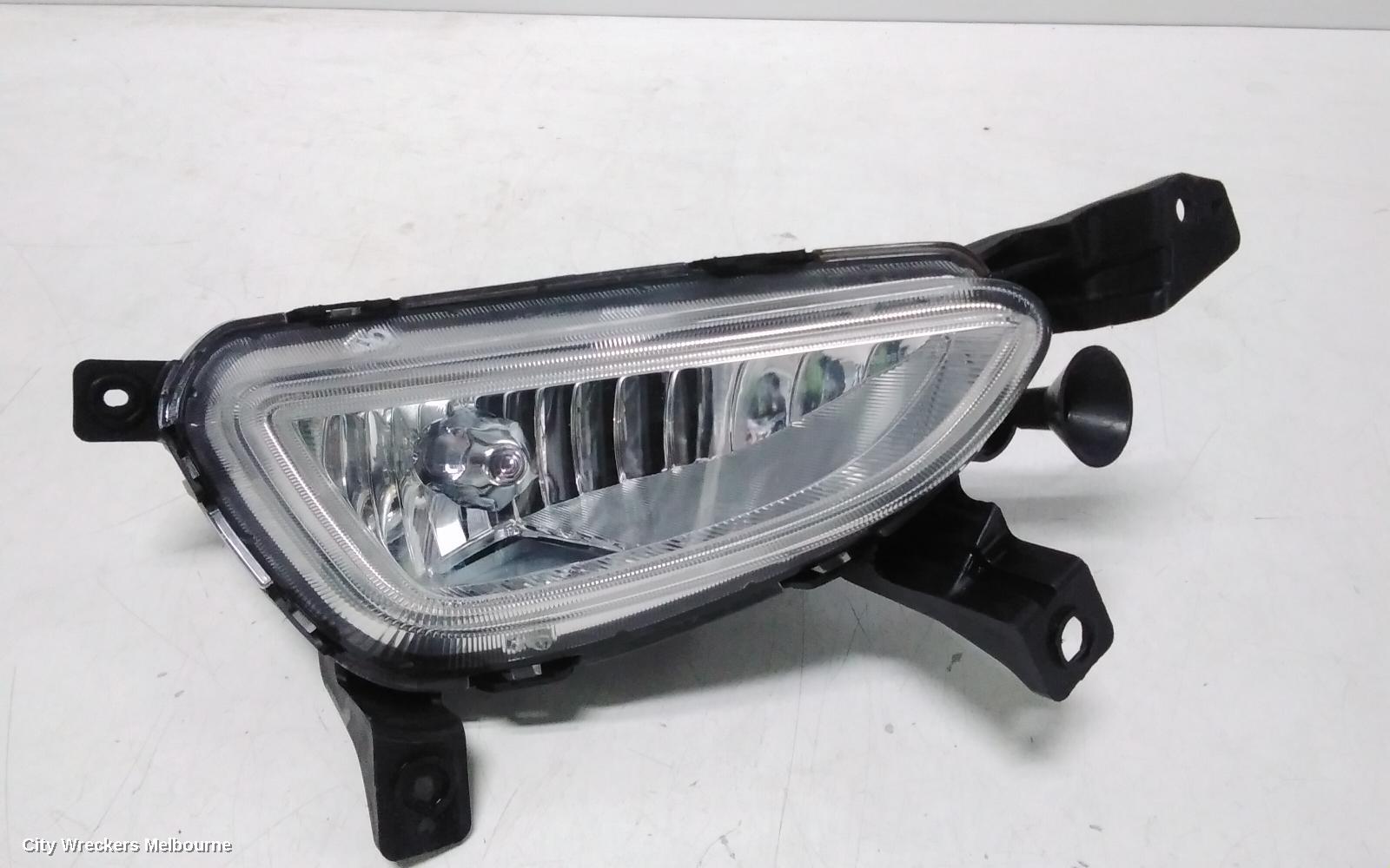 HYUNDAI TUCSON LEFT INDICATOR/FOG/SIDE, BUMPER FOGLAMP, TL, KOREAN BUILT (VIN KMHJ), 07/2015 - 06/2018 - Image 2