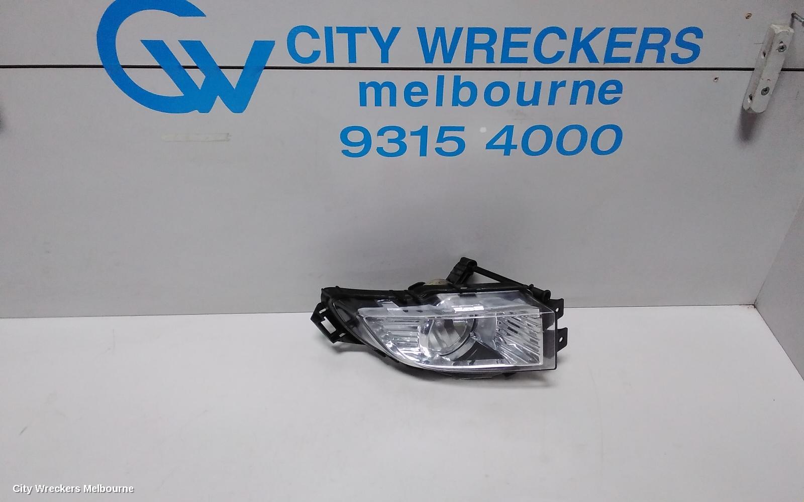 OPEL INSIGNIA LEFT INDICATOR/FOG/SIDE, BUMPER FOGLAMP, IN, 09/2012 - 12/2013 - Image 1