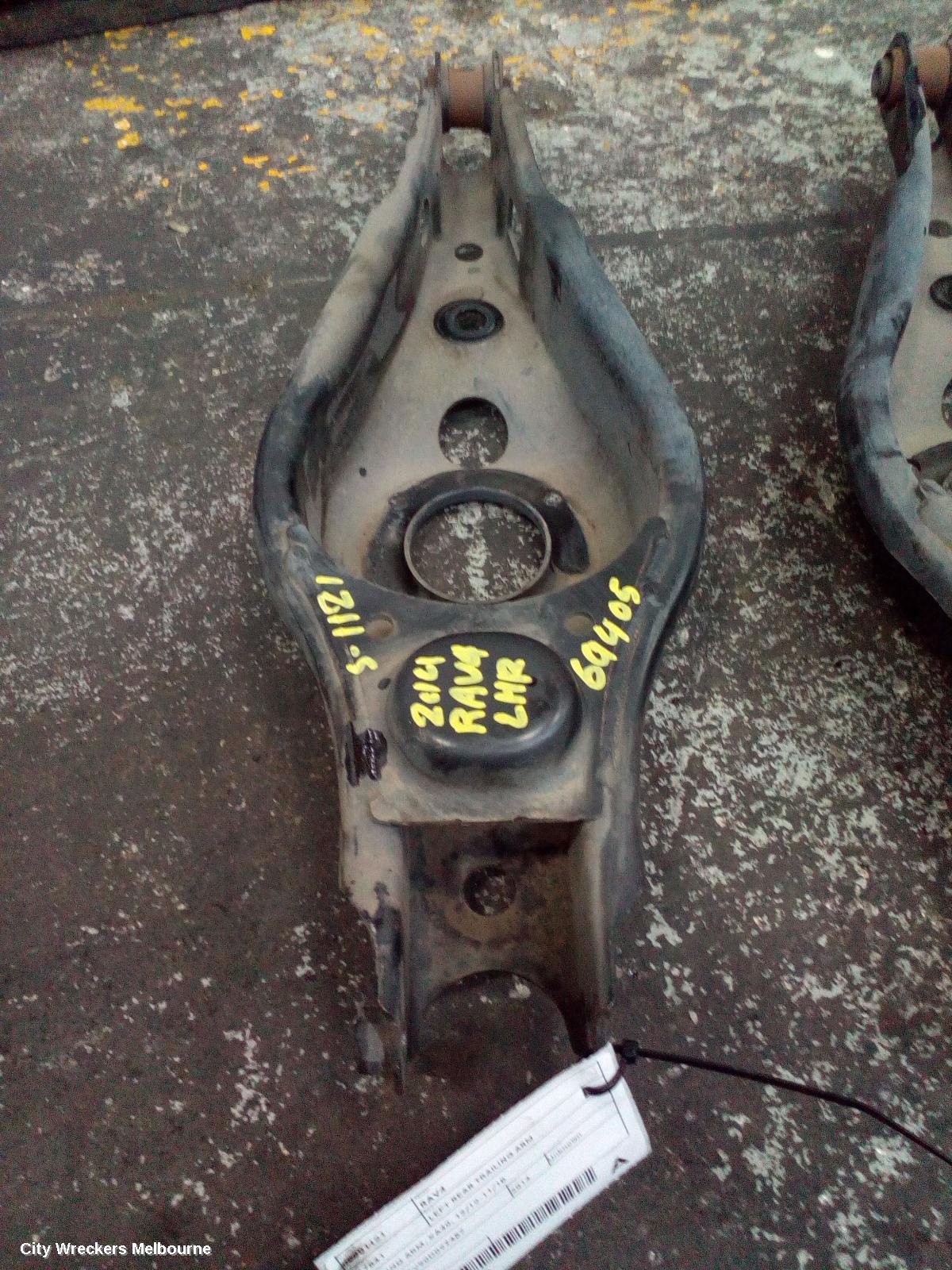 TOYOTA RAV4 LEFT REAR TRAILING ARM, TRAILING ARM, XA40, 12/2012 - 11/2018 - Image 1