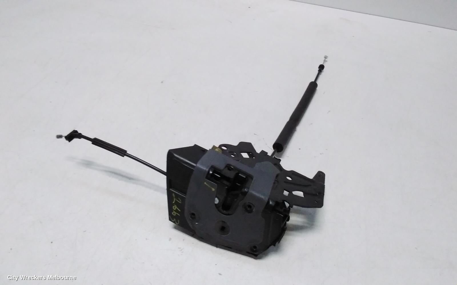 LAND ROVER RANGEROVER SPORT DOOR/BOOT/GATE LOCK, L494, LH FRONT DOOR LOCK, NON SOFT CLOSE TYPE, 06/2013 - 04/2022 - Image 2