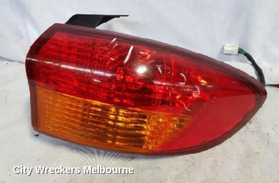 SUBARU TRIBECA RIGHT TAILLIGHT, B9, IN BODY, 10/2006 - 11/2007 - Image 3