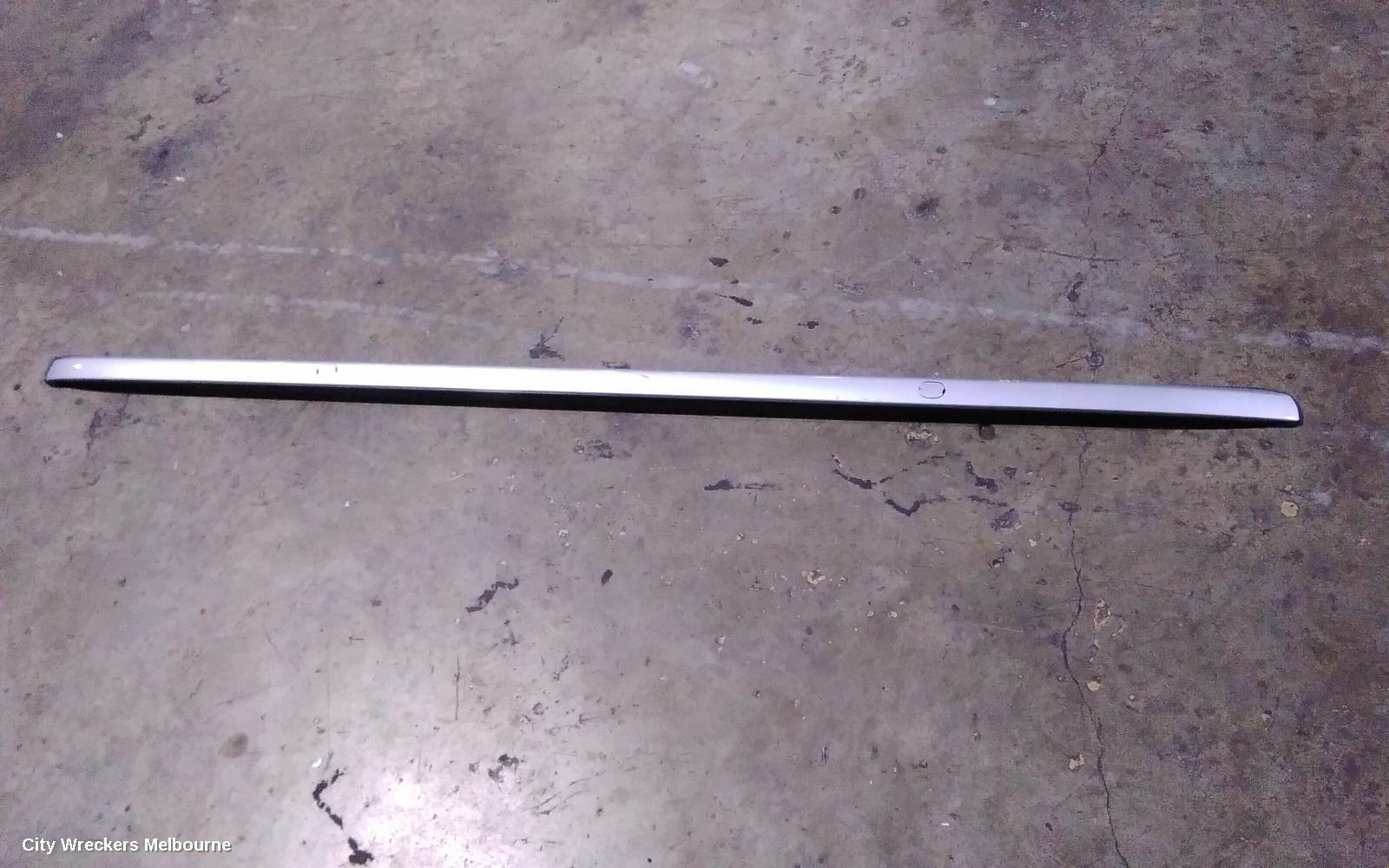 KIA CARNIVAL/GRAND CARNIVAL ROOF RAIL - Image 2