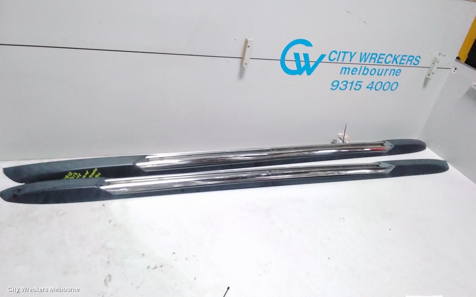 JEEP GRANDCHEROKEE ROOF RAIL, WK, 10/2010 - 02/2022 - Image 1