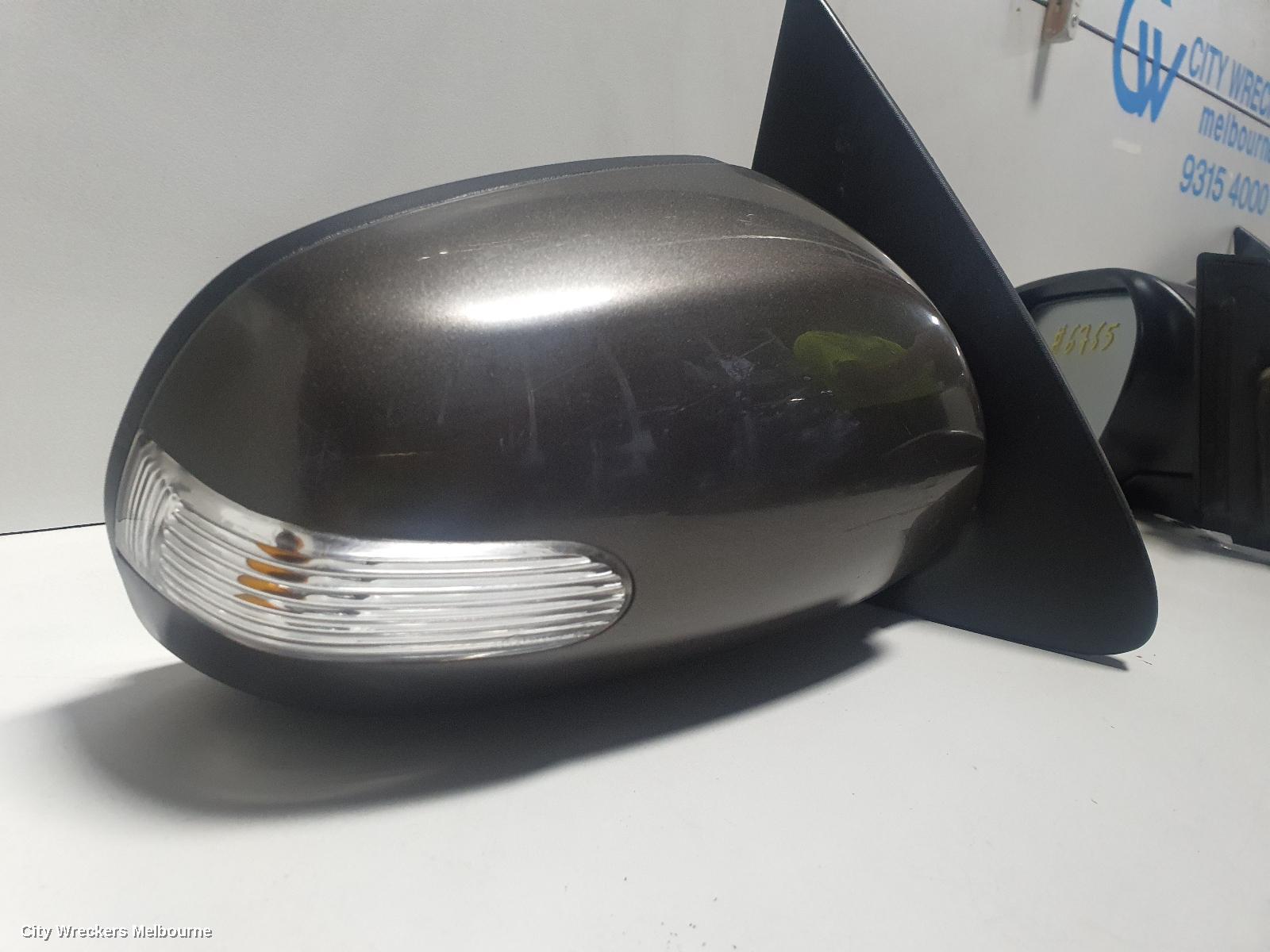 KIA CERATO RIGHT DOOR MIRROR, TD, THICK BLINKER TYPE, SEDAN, 10/2008 - 07/2010 - Image 2
