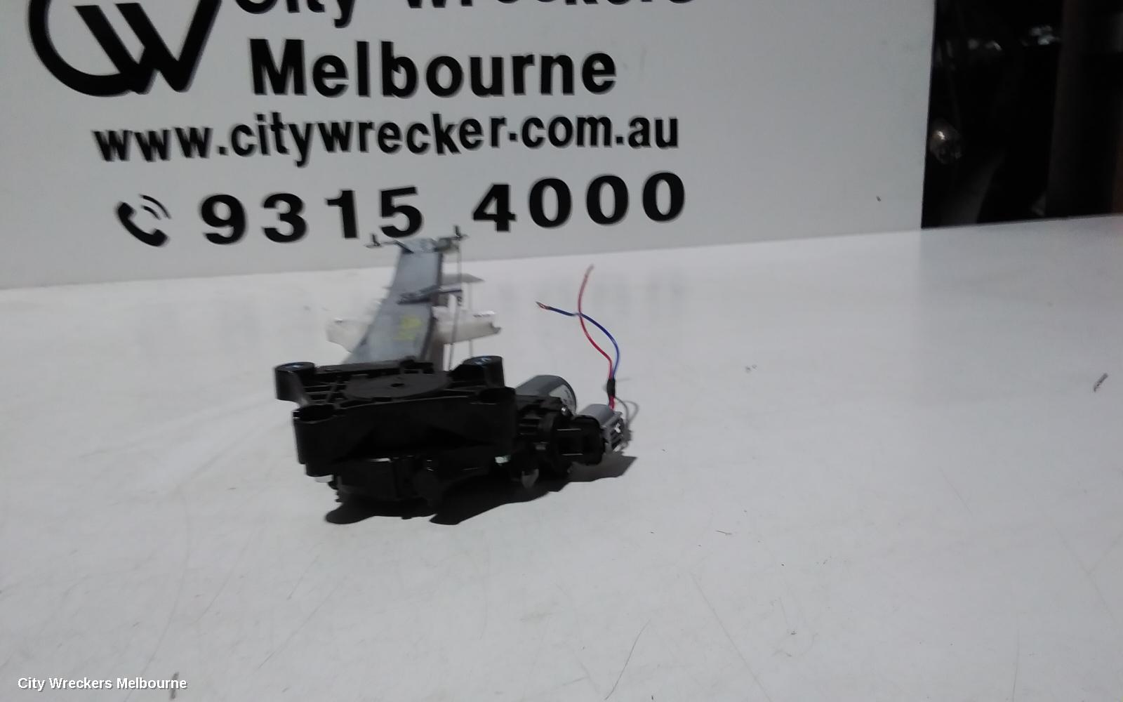 HONDA CRV LEFT FRONT WINDOW REG/MOTOR, RW, 05/2017 - 08/2023 - Image 1
