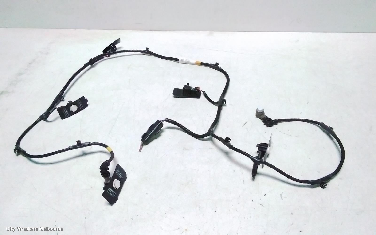 TESLA MODEL Y, 1ST GEN, 03/2022 ONWARDS, REAR BAR PARKING SENSORS  6: 143629 - Image 2