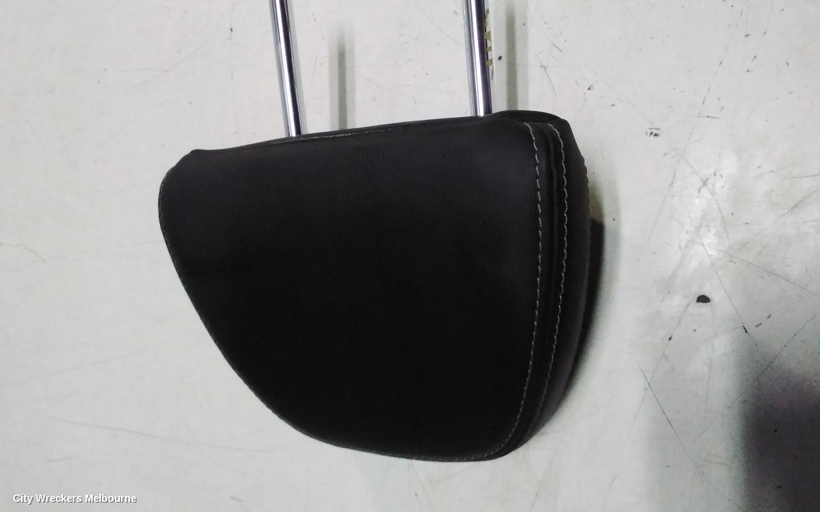 MITSUBISHI OUTLANDER HEADREST, LH REAR 2ND ROW, LEATHER, BLACK, ZM, 08/2021 ONWARDS - Image 3