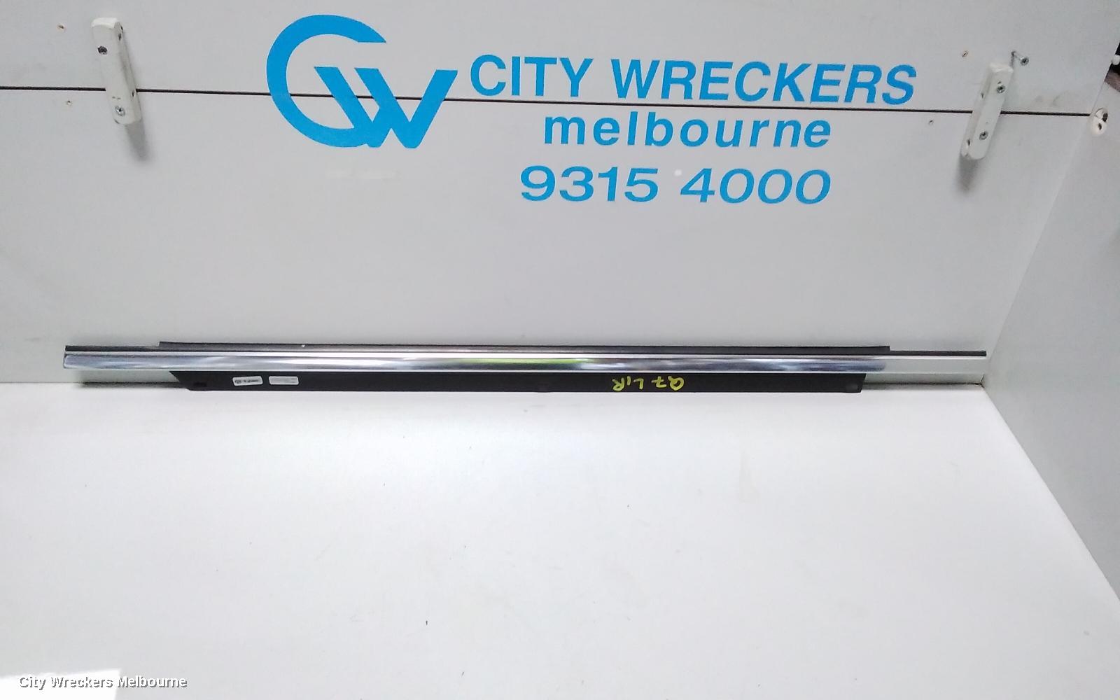 AUDI Q7 DOOR MOULD, LHR WINDOW DOOR MOULD : 67643, 4L, 09/2006 - 08/2015 - Image 2