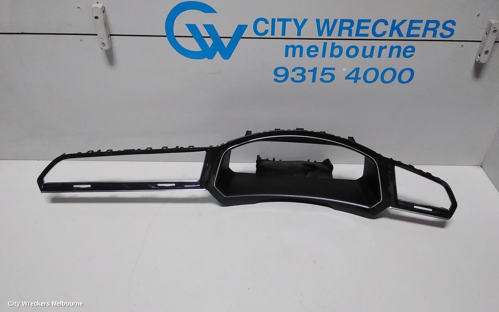 VOLKSWAGEN TIGUAN, 5NA, 06/2016 - 02/2024, FACIA : 70776 - Image 1