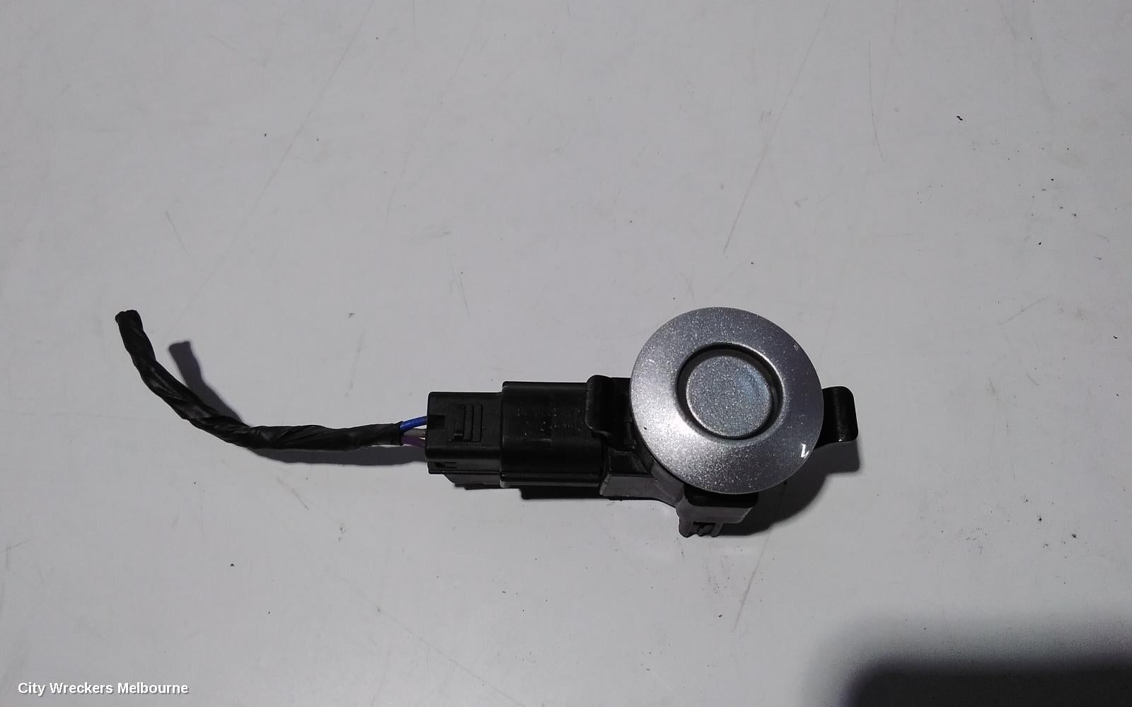 HOLDEN CAPTIVA, CG SERIES 2 03/2011 - 06/2018, PARKING SENSOR: 88647 - Image 1