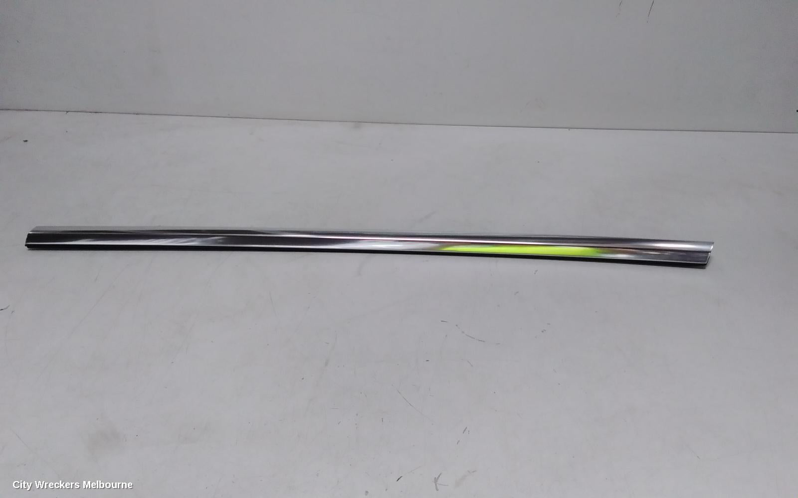TESLA MODEL 3 DOOR MOULD, LHF CHROOM MOULD: 125062, 1ST GEN, 06/2019 ONWARDS - Image 1