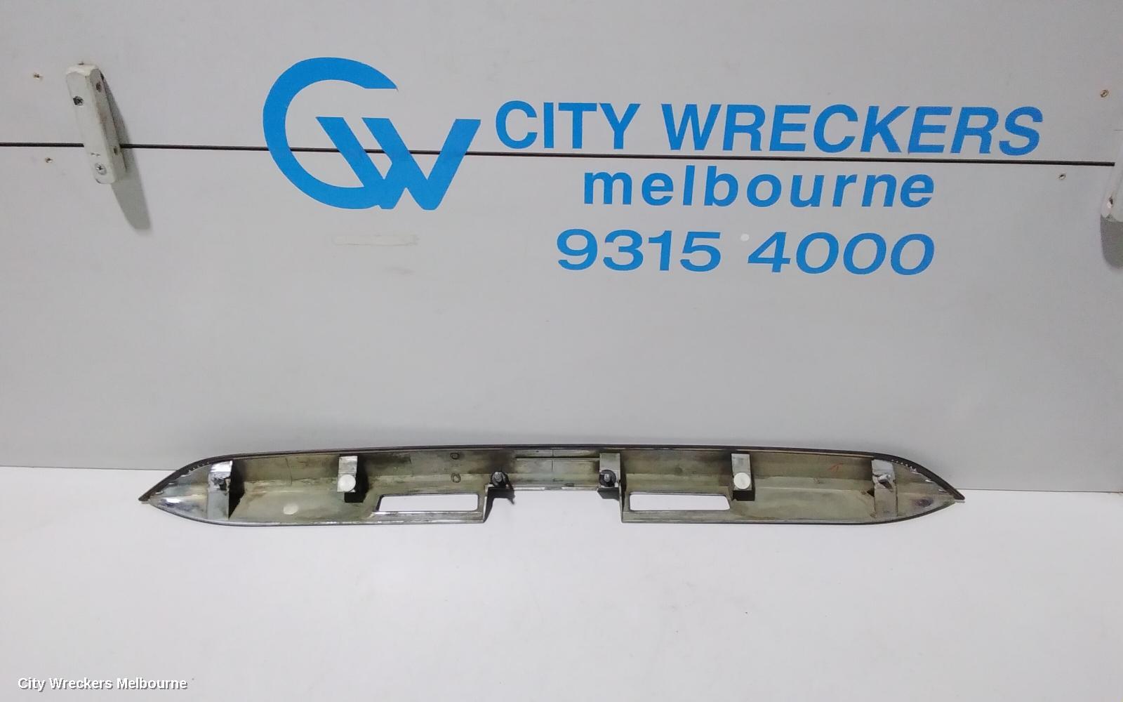 TOYOTA TARAGO REAR GARNISH, LOWER, CHROME, ACR50R, 03/2006 - 06/2020 - Image 3
