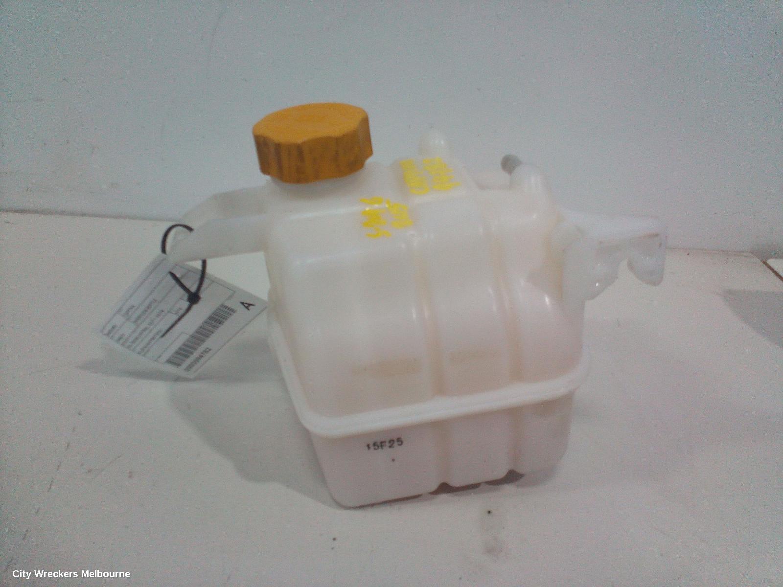 HOLDEN CAPTIVA OVERFLOW BOTTLE, CG, DIESEL/PETROL, 02/2011 - 06/2018 - Image 3