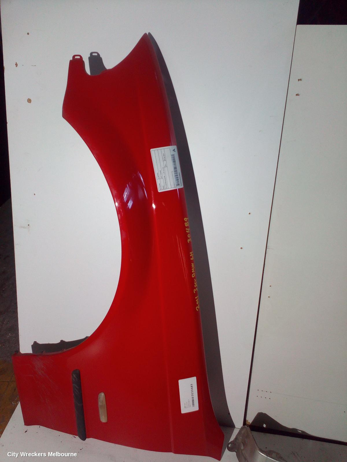 BMW 3 SERIES LEFT GUARD, E46, SEDAN/WAGON, 11/2001 - 07/2006 - Image 2