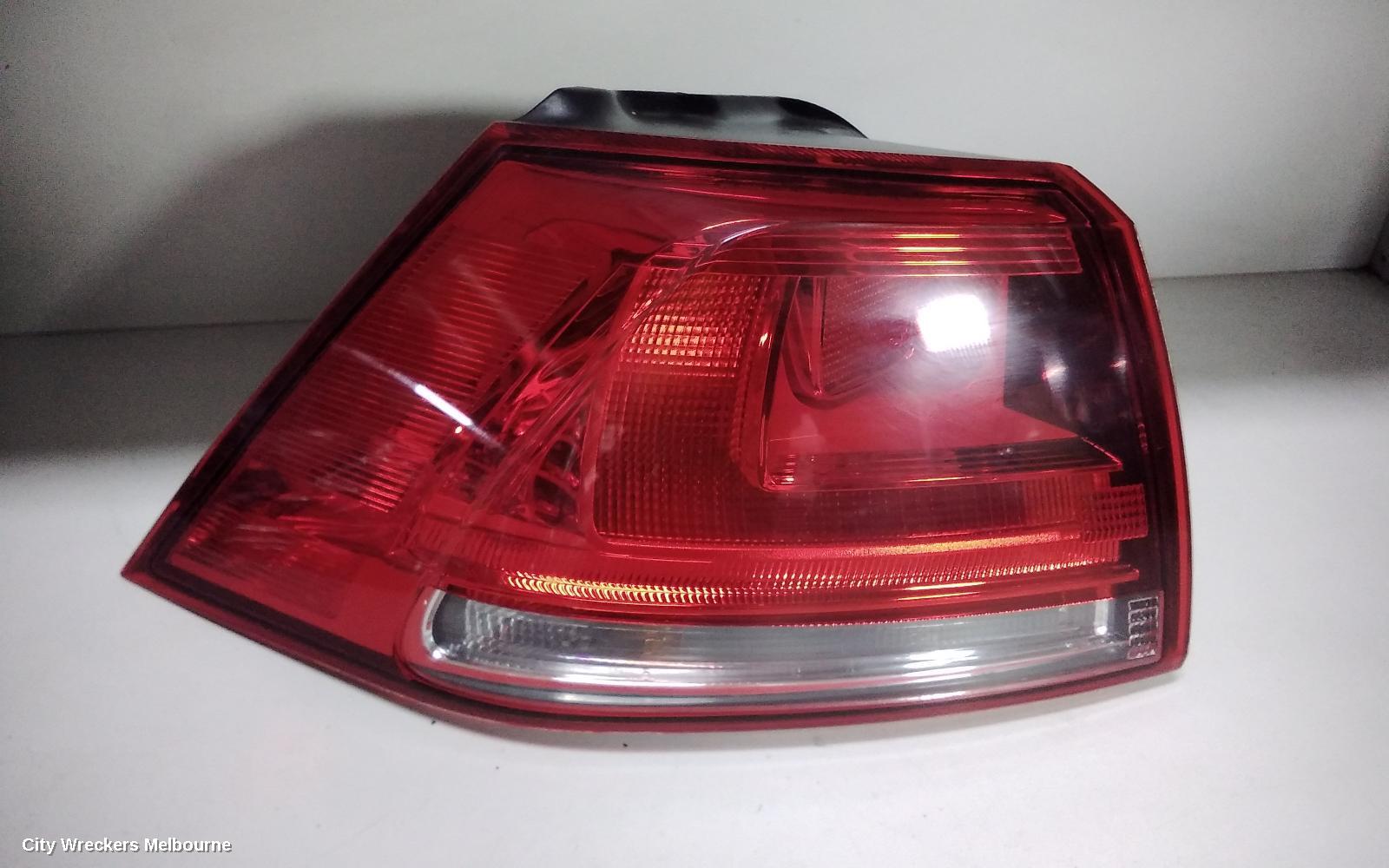 VOLKSWAGEN GOLF LEFT TAILLIGHT, GEN 7, HATCH, 03/2013 - 03/2017 - Image 1