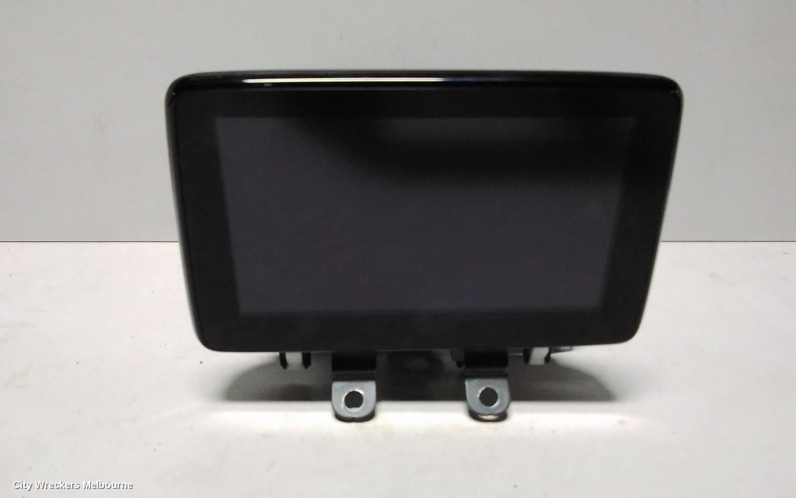 MAZDA CX3 RADIO/CD/DVD/SAT/TV, DISPLAY UNIT, 7IN TOUCHSCREEN, DK, 03/2015 - 02/2022 - Image 2