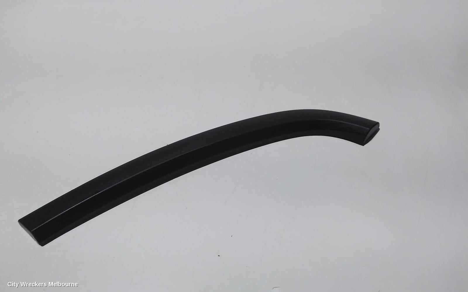 JEEP GRANDCHEROKEE WHEEL ARCH FLARE, LH REAR (ON DOOR), NON PAINTED, WK, 10/2010 ONWARDS - Image 1