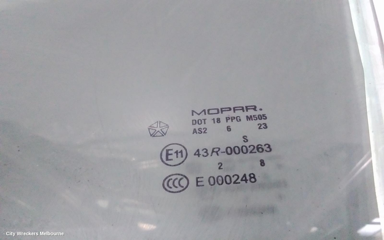CHRYSLER 300C LEFT FRONT DOOR WINDOW, 11/2005 - 12/2011 - Image 3