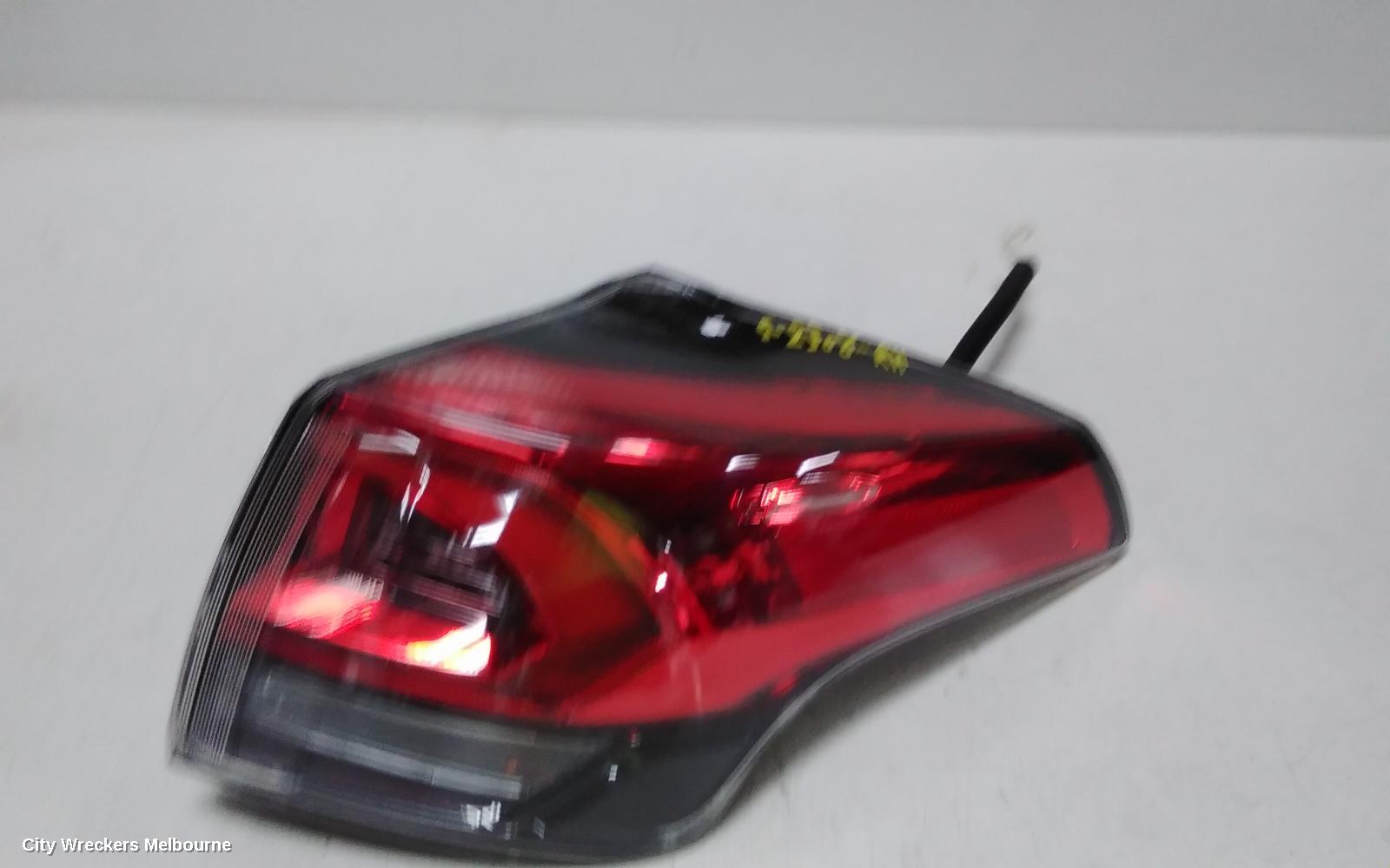 TOYOTA RAV4 RIGHT TAILLIGHT, IN BODY, XA40, 10/2015 - 11/2018 - Image 2