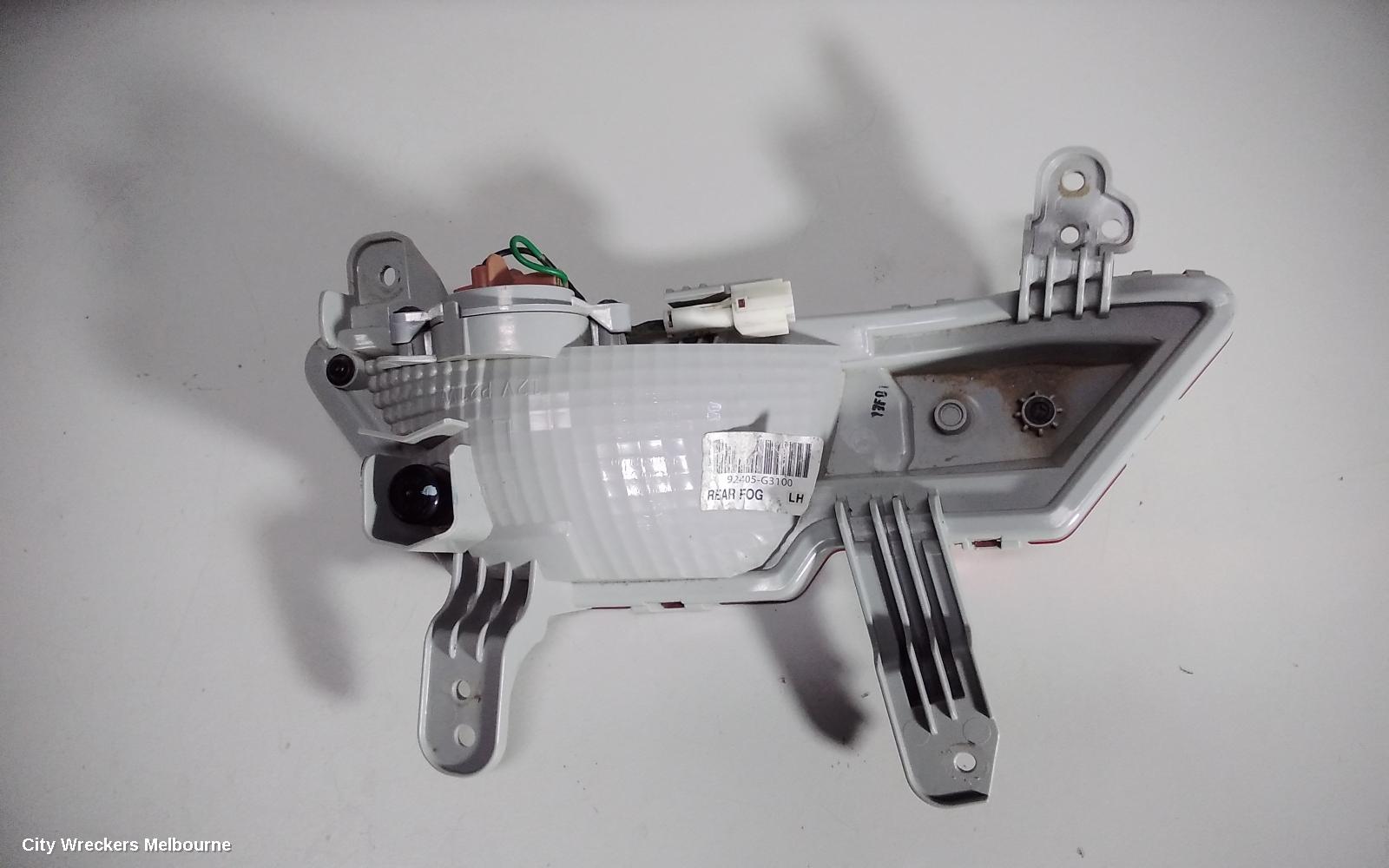 HYUNDAI I30 LEFT TAILLIGHT, PD, IN BUMPER, STANDARD TYPE, 03/2017 ONWARDS - Image 3