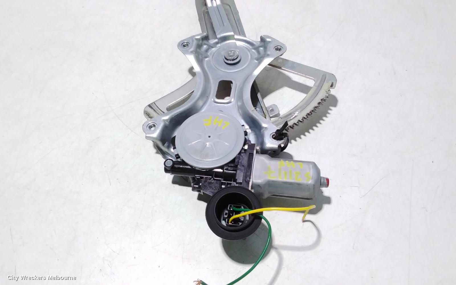 TOYOTA HIACE LEFT FRONT WINDOW REG/MOTOR, DOOR REG AND MOTOR ASSY, TRH/KDH, 03/2005 - 04/2019 - Image 2