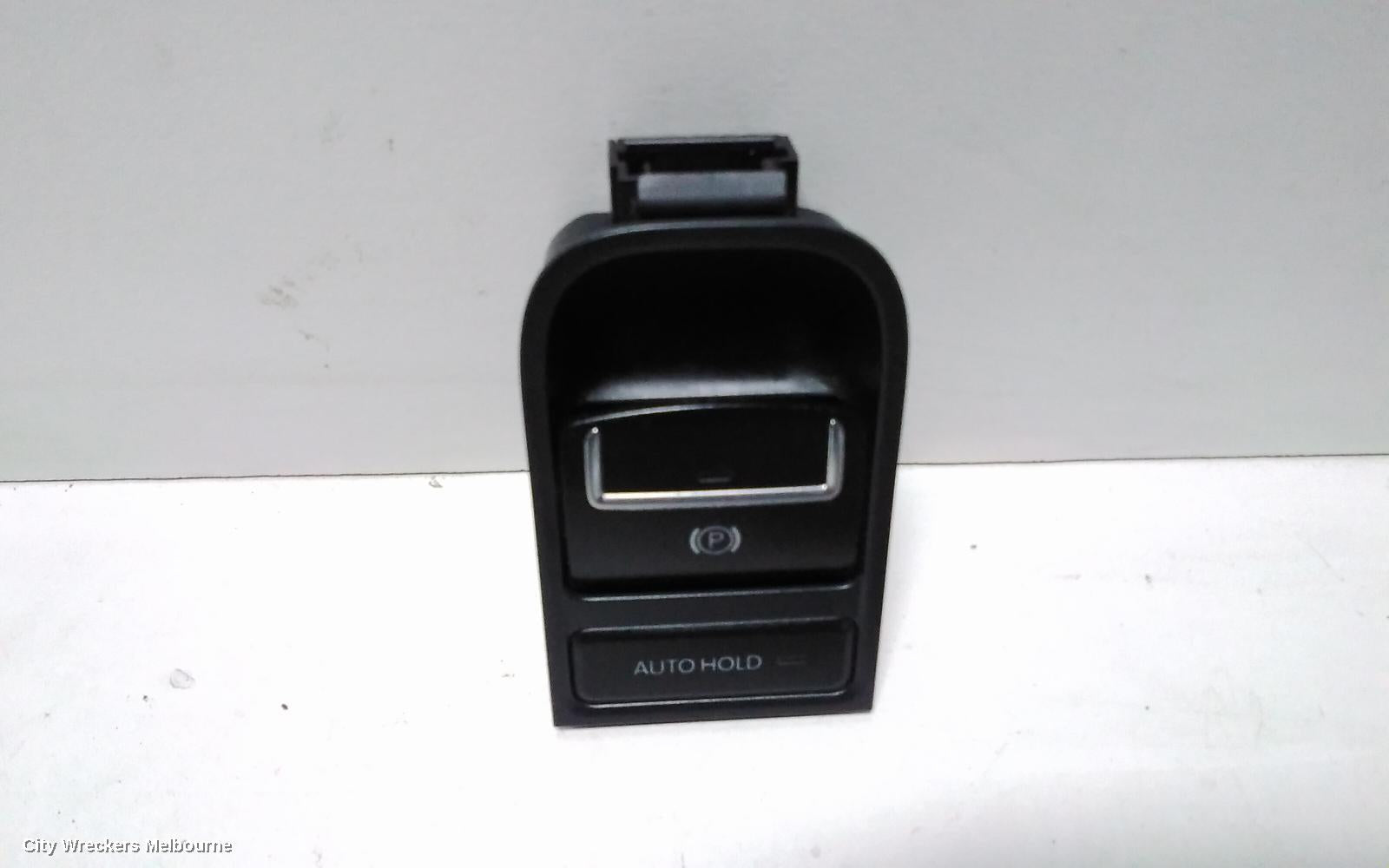 VOLKSWAGEN TIGUAN HANDBRAKE LEVER, 5N 05/2008 - 09/2011 - Image 2