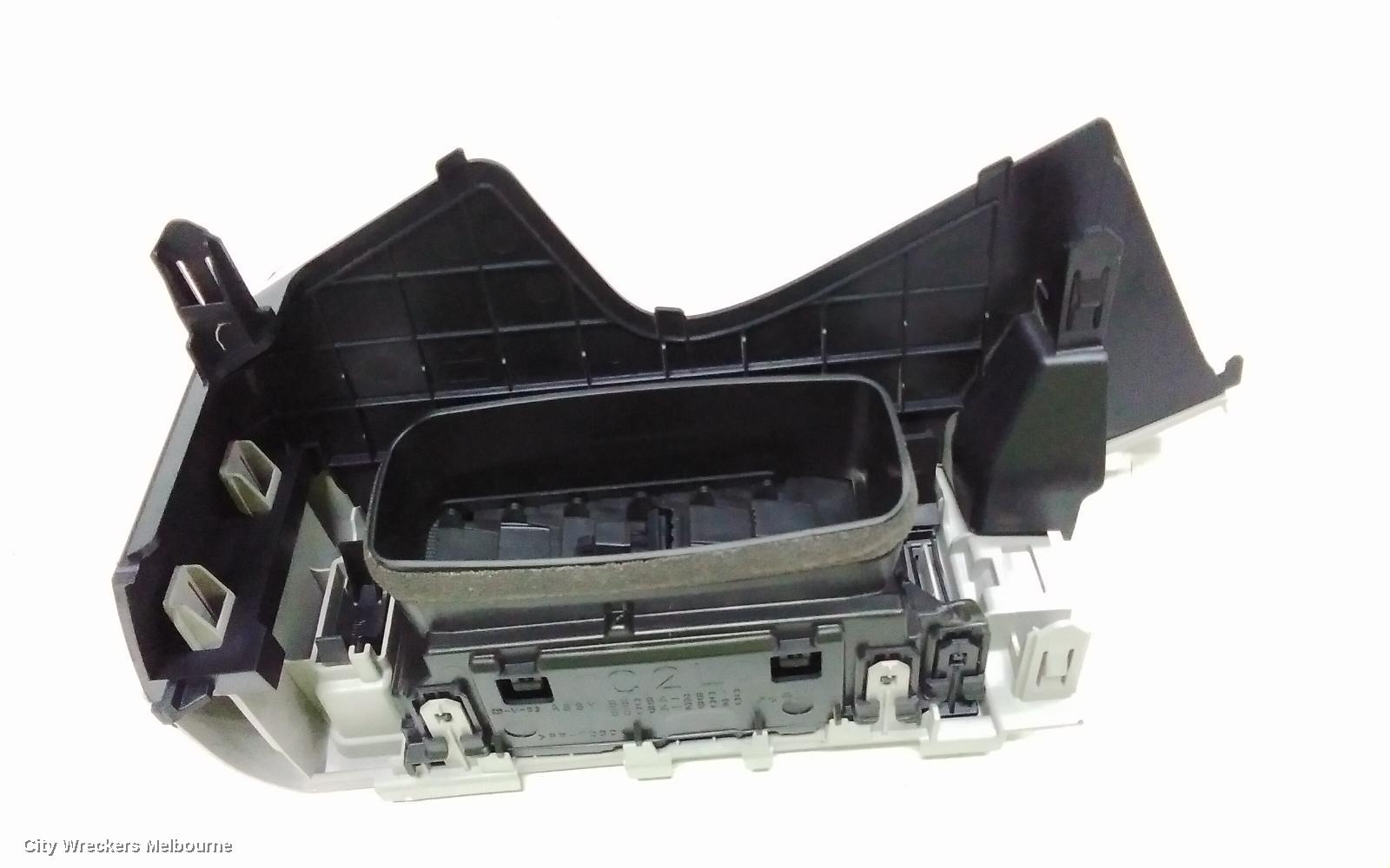 TOYOTA HIACE, 300 SERIES, 02/2019 ONWARDS, LH AIR VENT: 111356 - Image 3