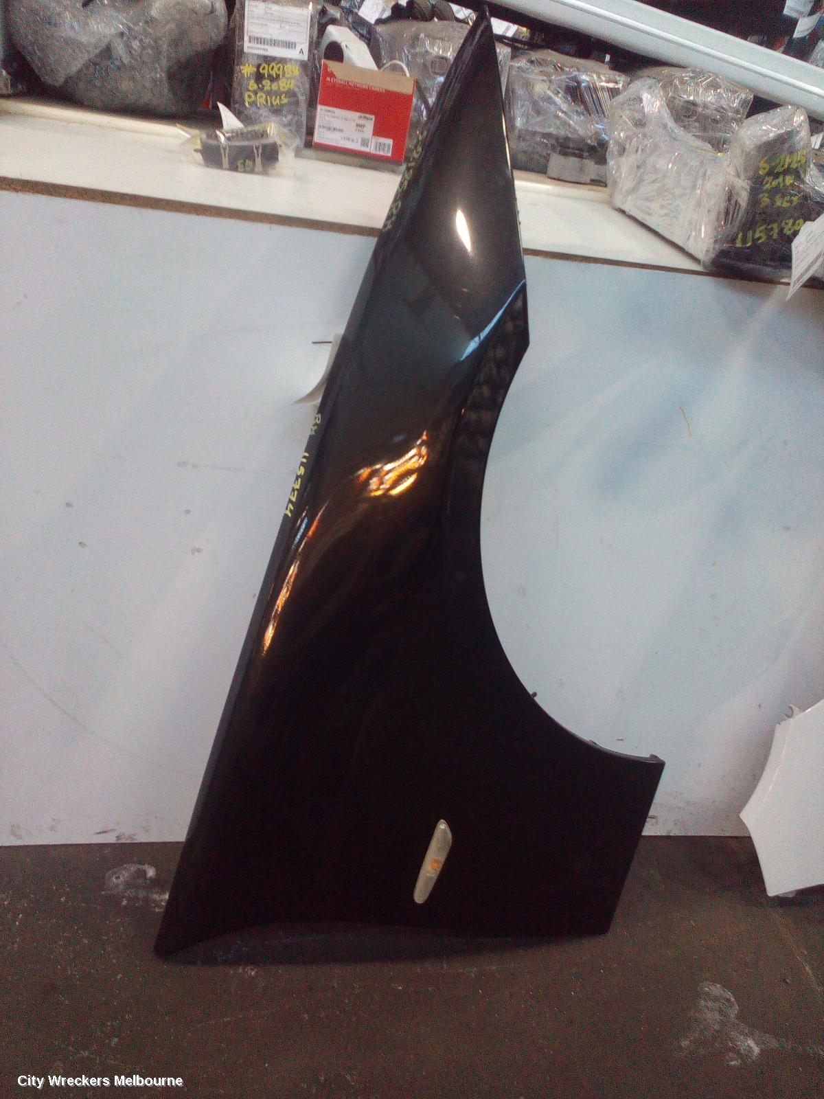 BMW 3 SERIES RIGHT GUARD, E90/E91, SEDAN/WAGON, STD TYPE, 03/2005 - 04/2012 - Image 2