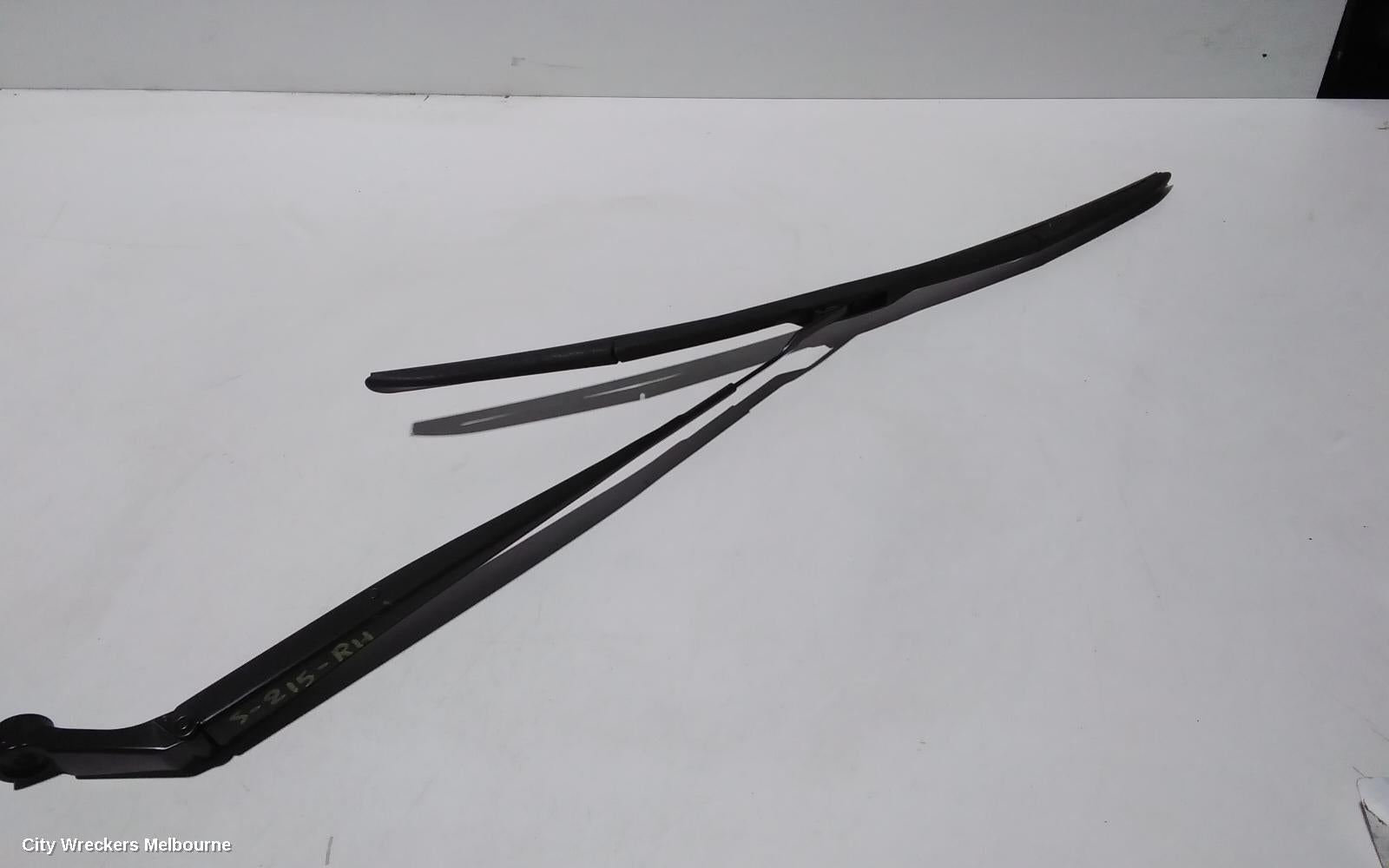 TOYOTA CAMRY WIPER ARM, XV70, FRONT (RH SIDE), 09/2017 - 05/2024 - Image 1