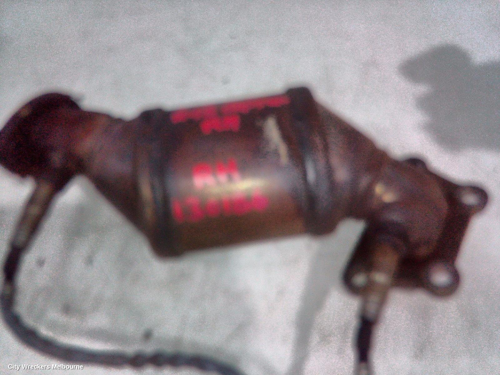 HOLDEN CAPTIVA CATALYTIC CONVERTER, MANIFOLD-CAT TYPE, 3.0, LF1/LFW, PETROL, RADIATOR SIDE (LH SIDE), CG, 01/2011 - 06/2018 - Image 3