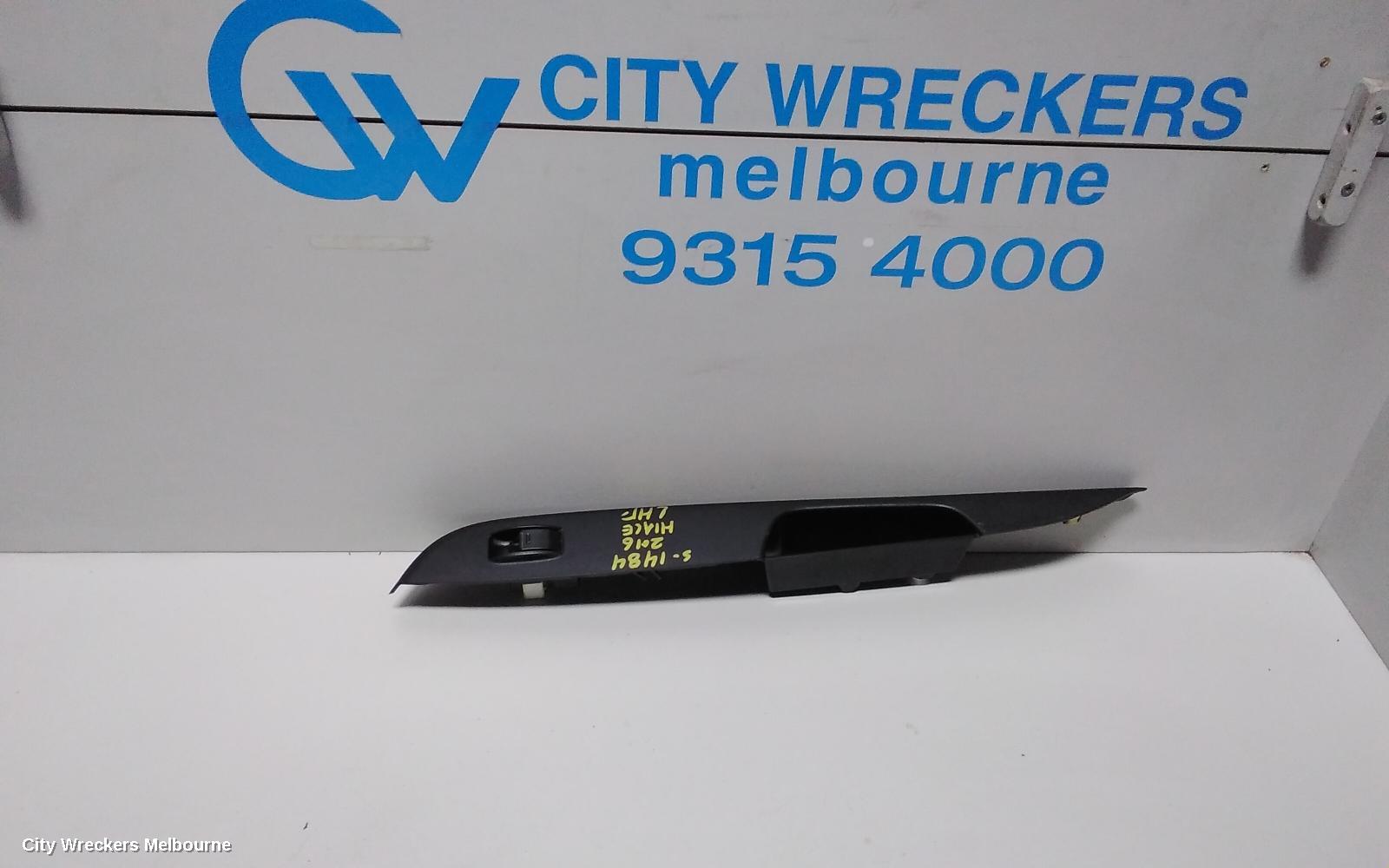 TOYOTA HIACE PWR DR WIND SWITCH, LH FRONT, TRH/KDH, 03/2005 - 04/2019 - Image 1
