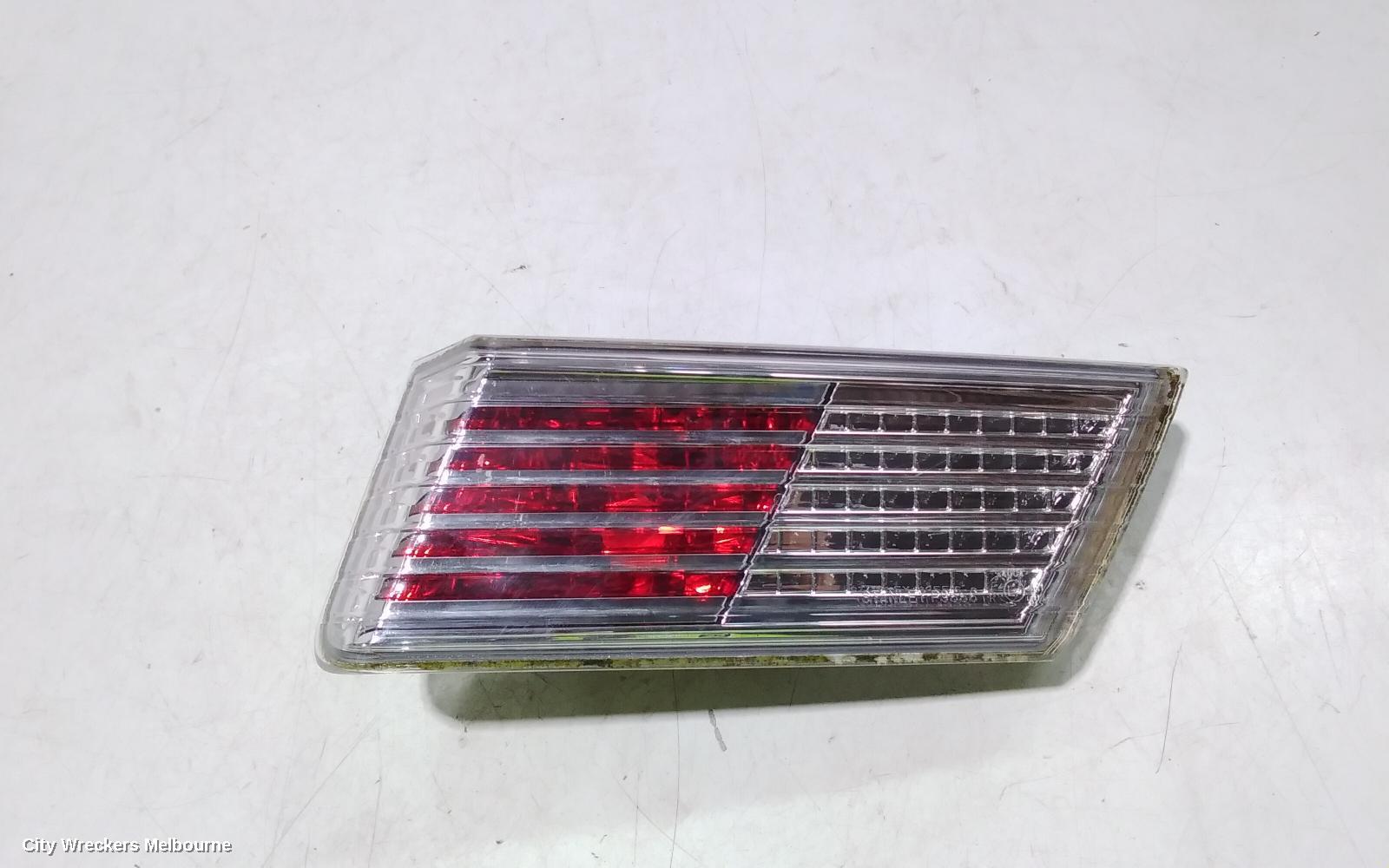 HONDA CIVIC REAR GARNISH, BOOTLID LAMP (RH SIDE), 9TH GEN, SEDAN (VIN JHMFB/MRHFB), NON HYBRID, 02/2012 - 04/2016 - Image 2