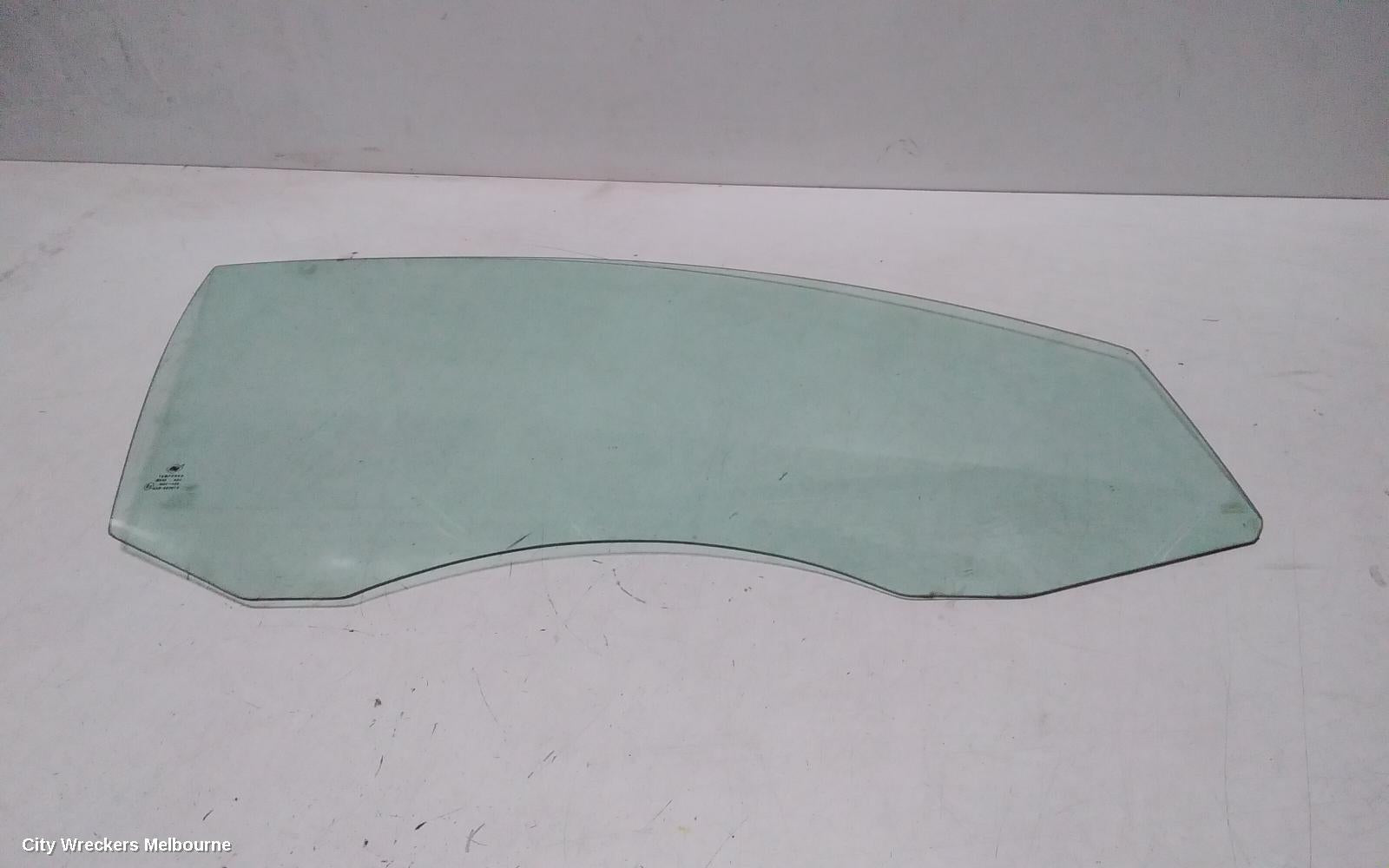 VOLKSWAGEN PASSAT RIGHT FRONT DOOR WINDOW, 3C/MK6 B6-B7, SEDAN/WAGON, 03/2006 - 05/2015 - Image 2