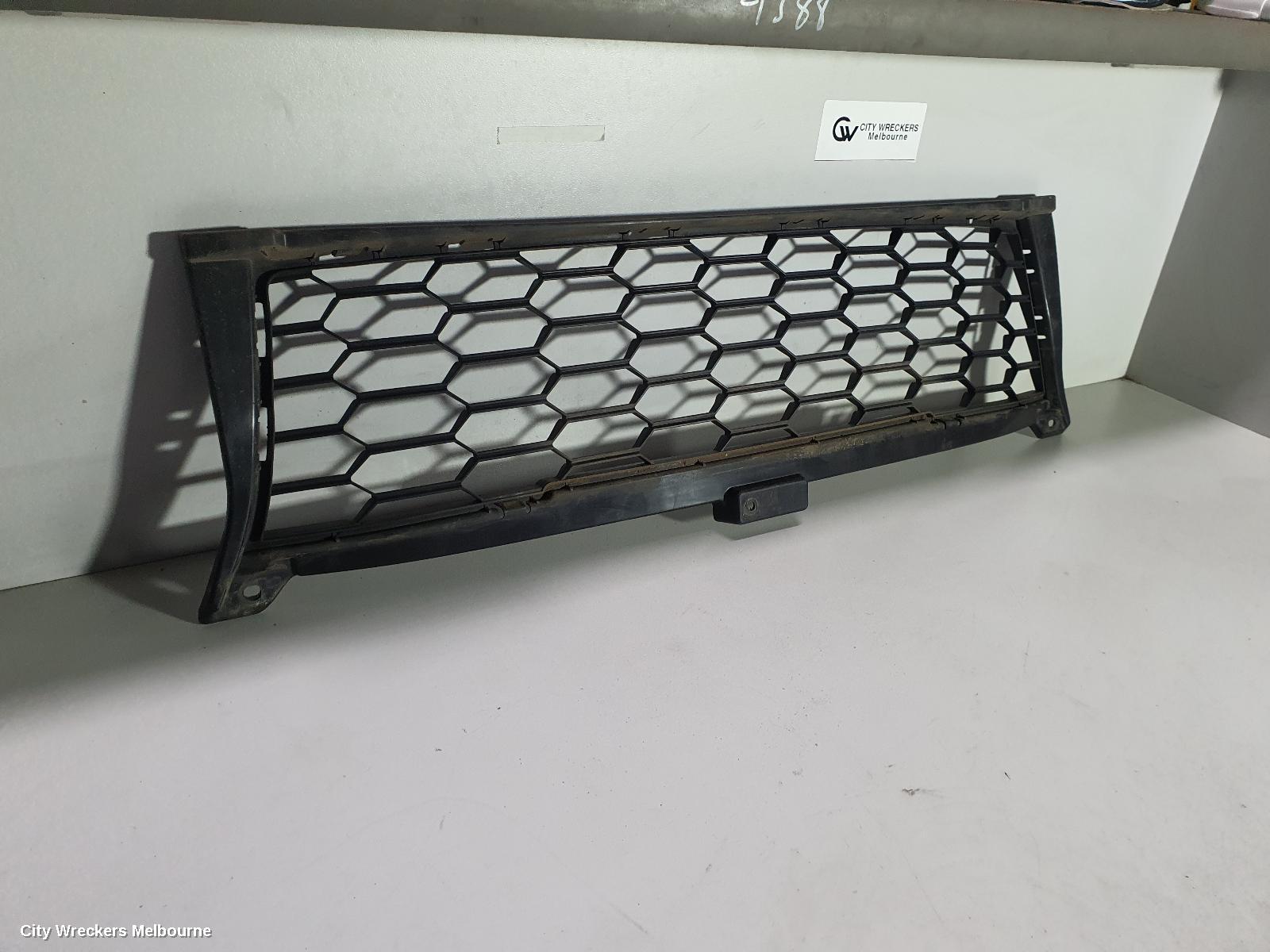 HONDA ODYSSEY GRILLE, BUMPER GRILLE, RC1, VTI, 02/2014 - 12/2020 - Image 3