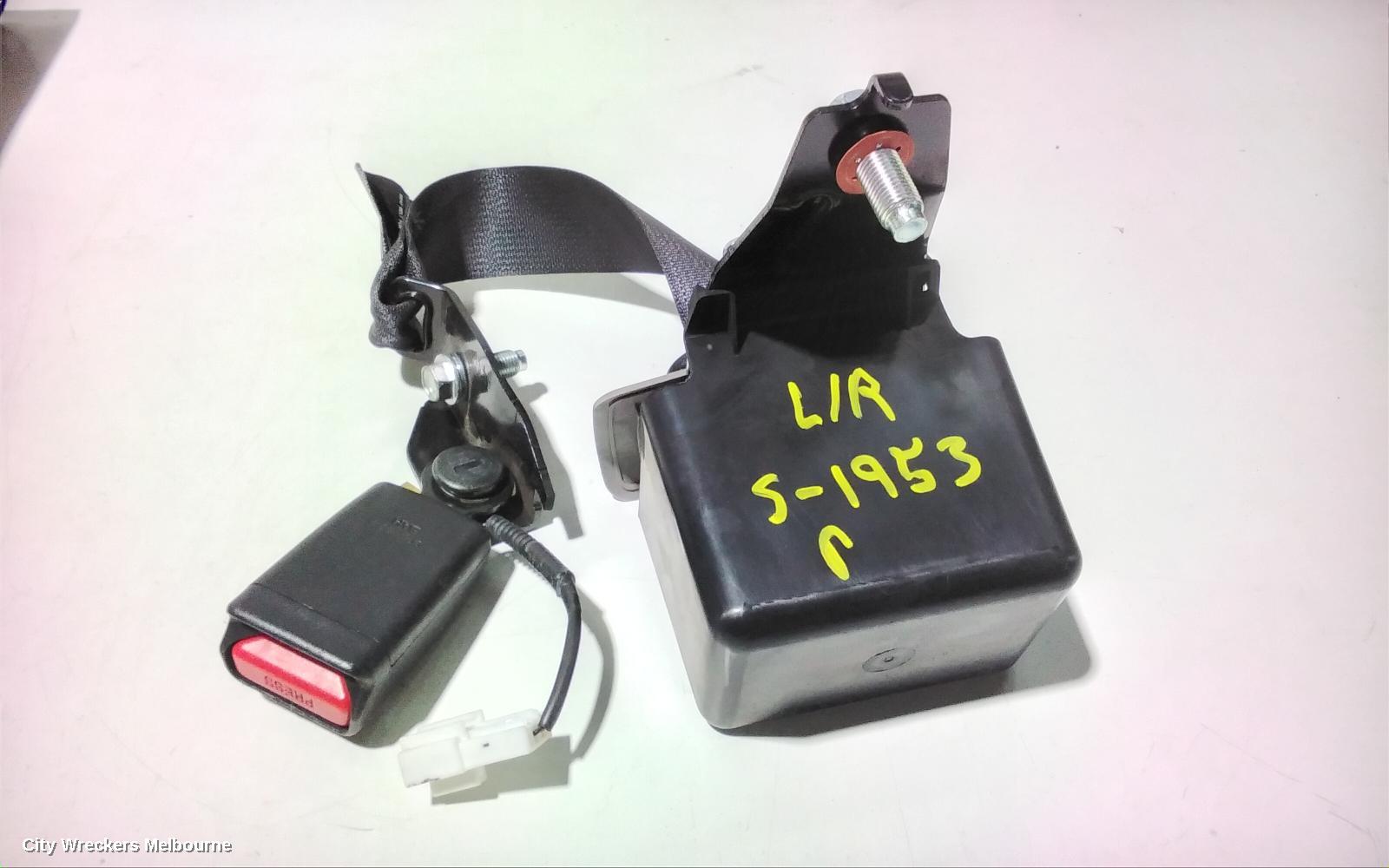 HYUNDAI GENESIS SEATBELT/STALK, LH REAR, ASSY (BELT AND STALK), DH, 11/2014 - 01/2018 - Image 1